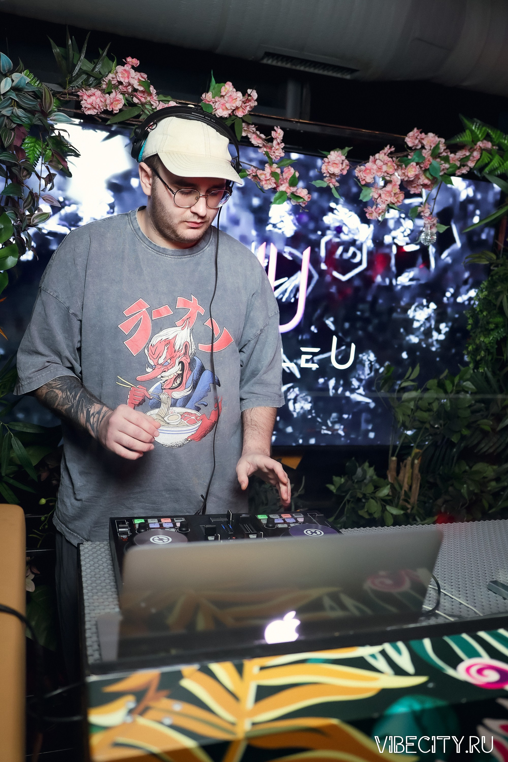 DOUBLE U. VIBECITY.RU Вайб Сити Ру Фоторепортажи Фотоотчеты Калининград