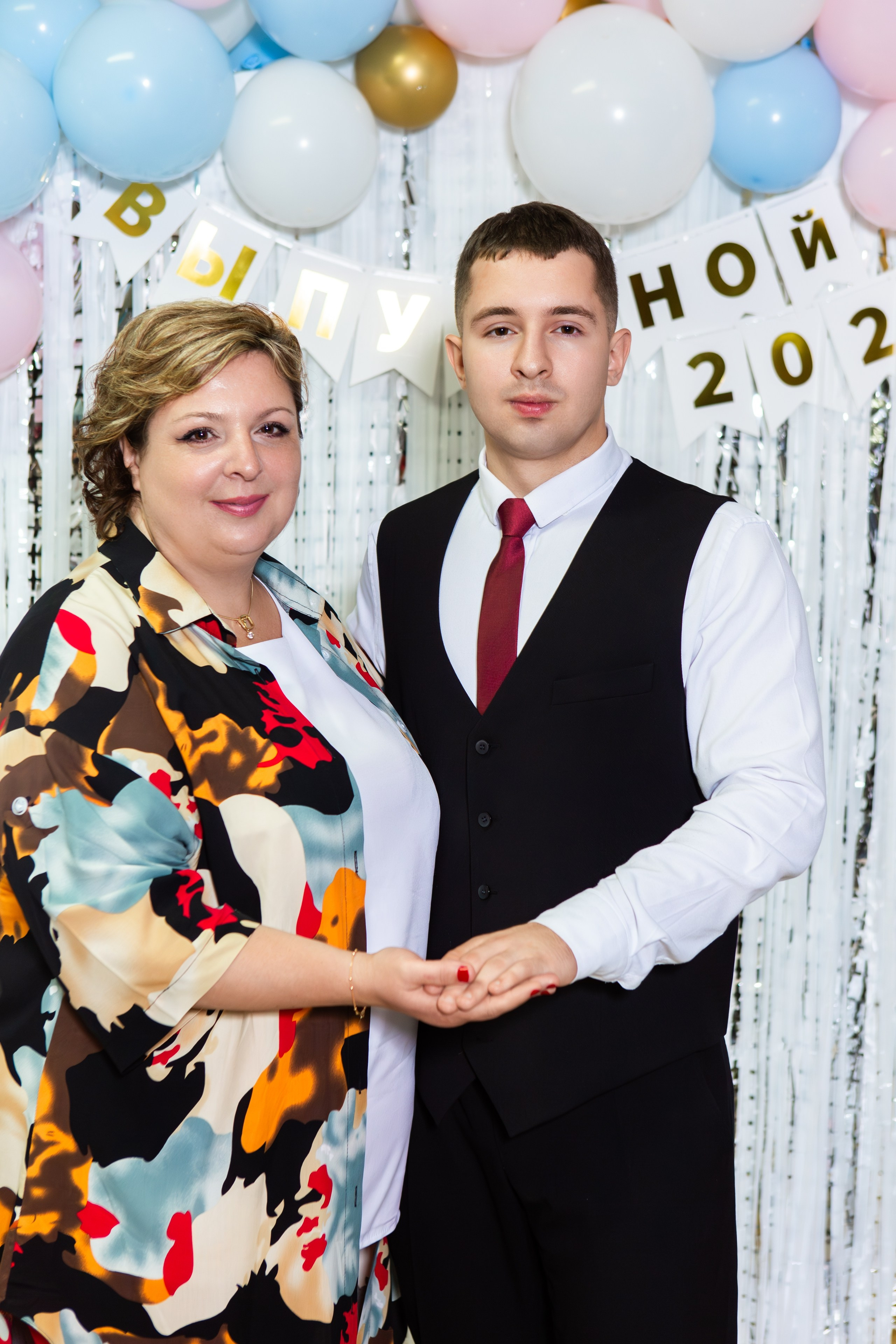 ФОТОСЕССИЯ С РОДИТЕЛЯМИ ВЫПУСКНОЙ 2025 9 ШКОЛА Г.МЦЕНСК. Профессиональный фотограф в Мценске и Орловской области