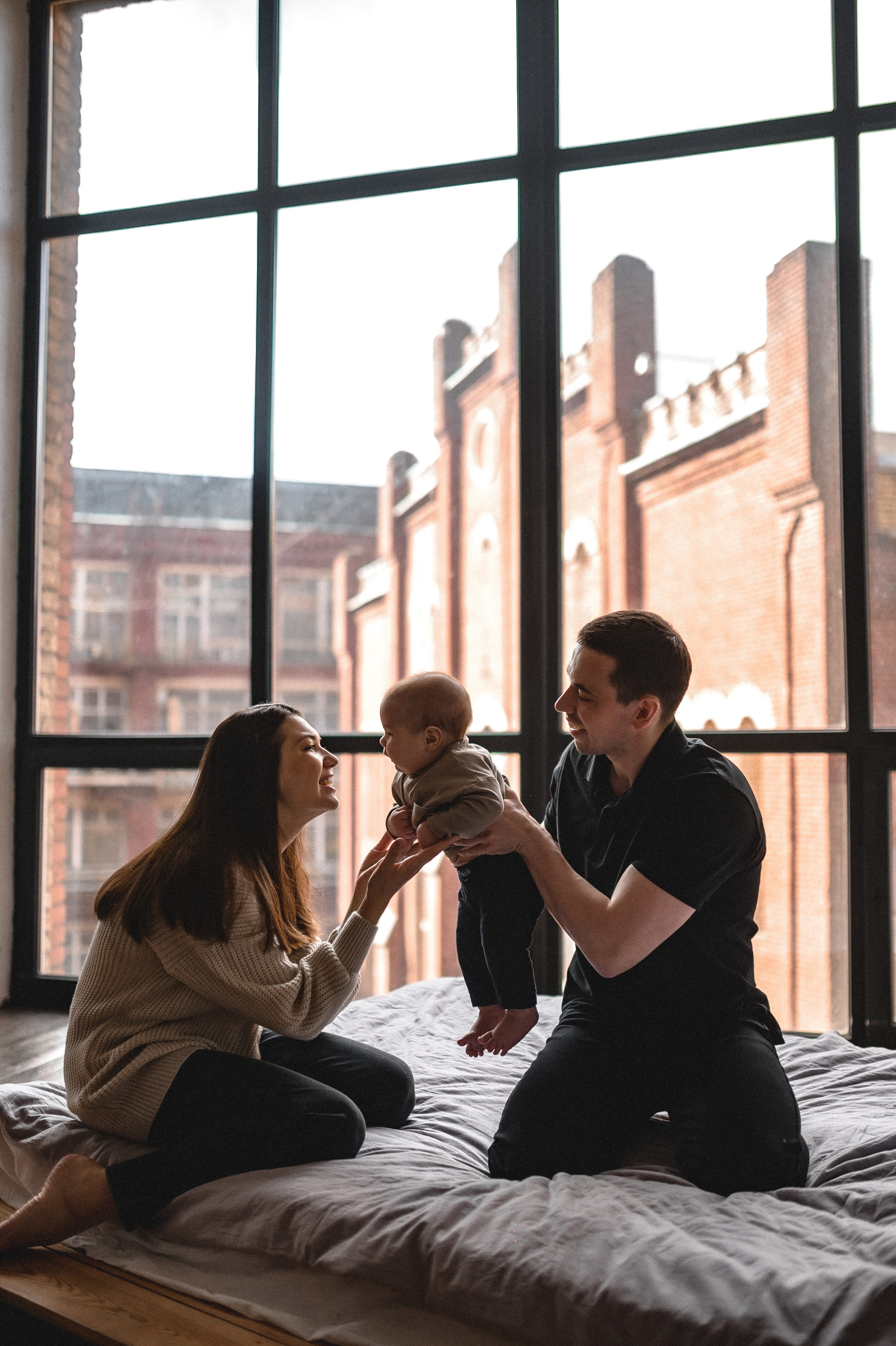 Вова, Юля и Максим в студии Москва. Семейный и свадебный lifestyle-фотограф в Москве Мария Петрова