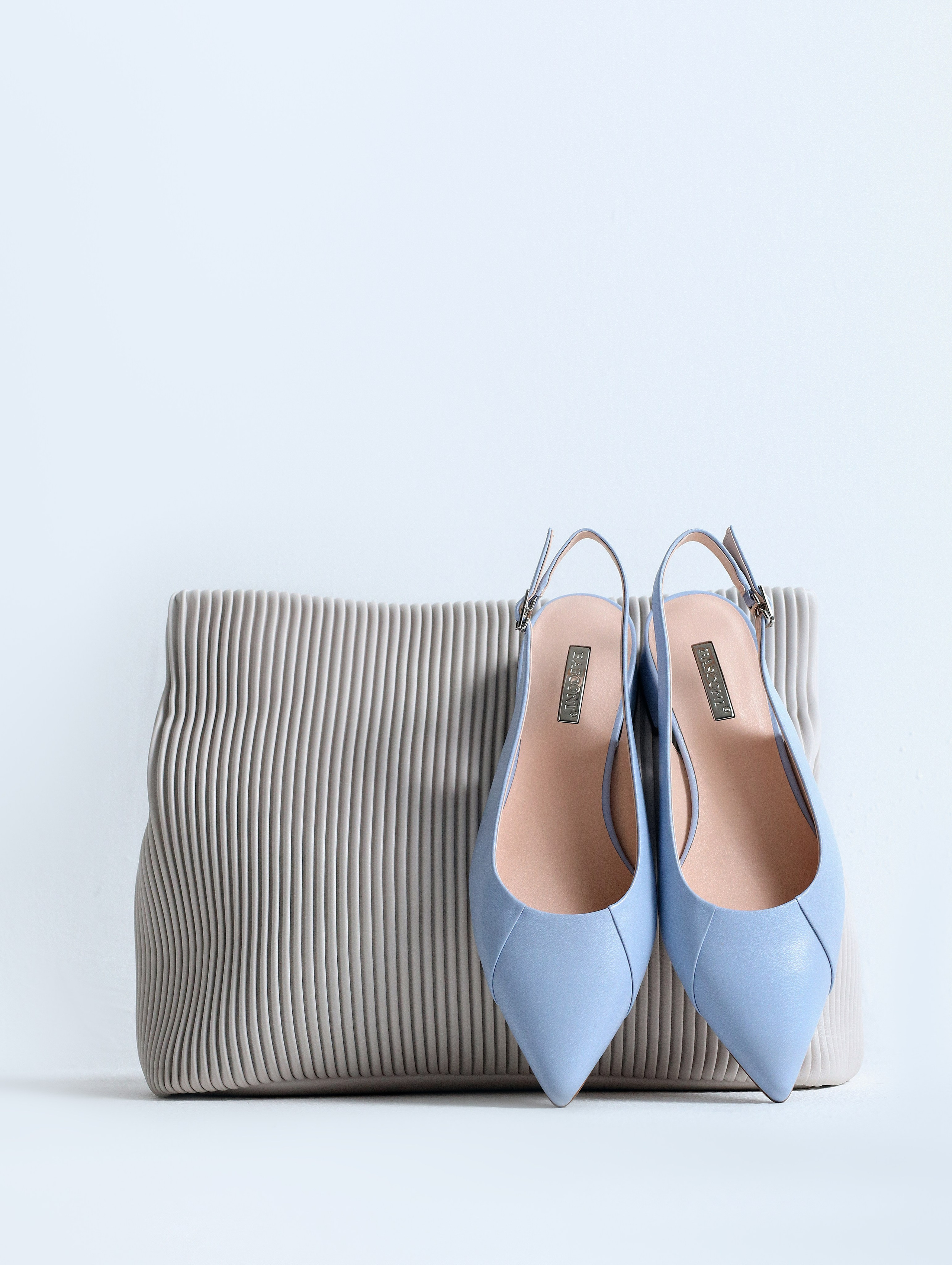 Basconi Summer Y'25. Предметный фотограф Артём Йома