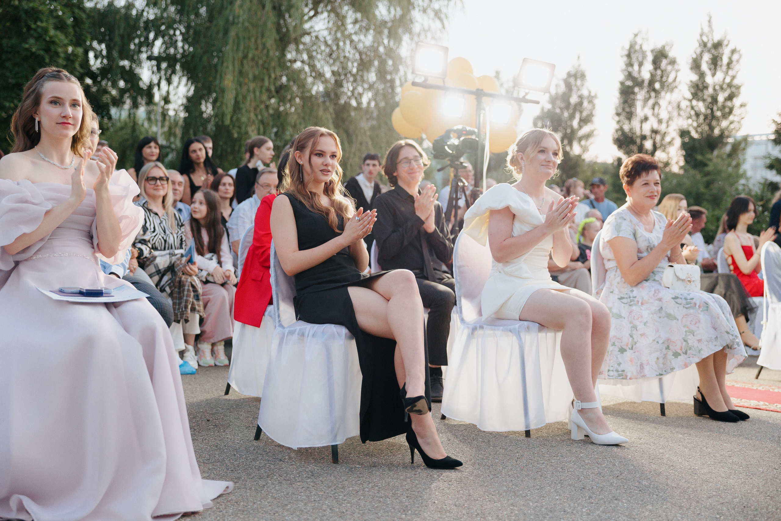 Вручение аттестатов. Свадебный фотограф Роман Еремеев