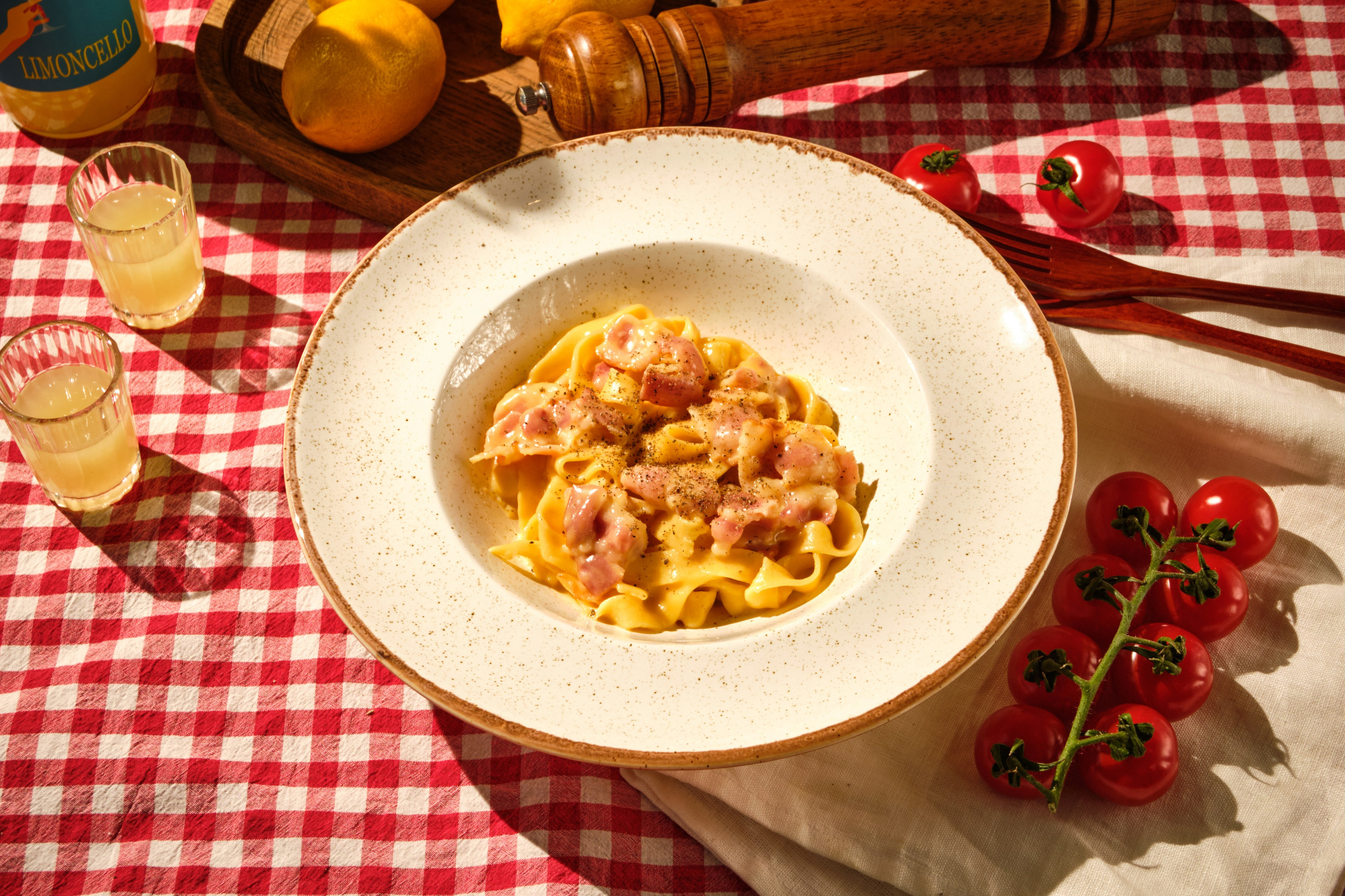 Food Photography of Pizza for Delivery | Photographer for Italian Restaurant Tbilisi. Commercial Photographer Tbilisi | Food & Product Photography | Vitaly Gorbachev