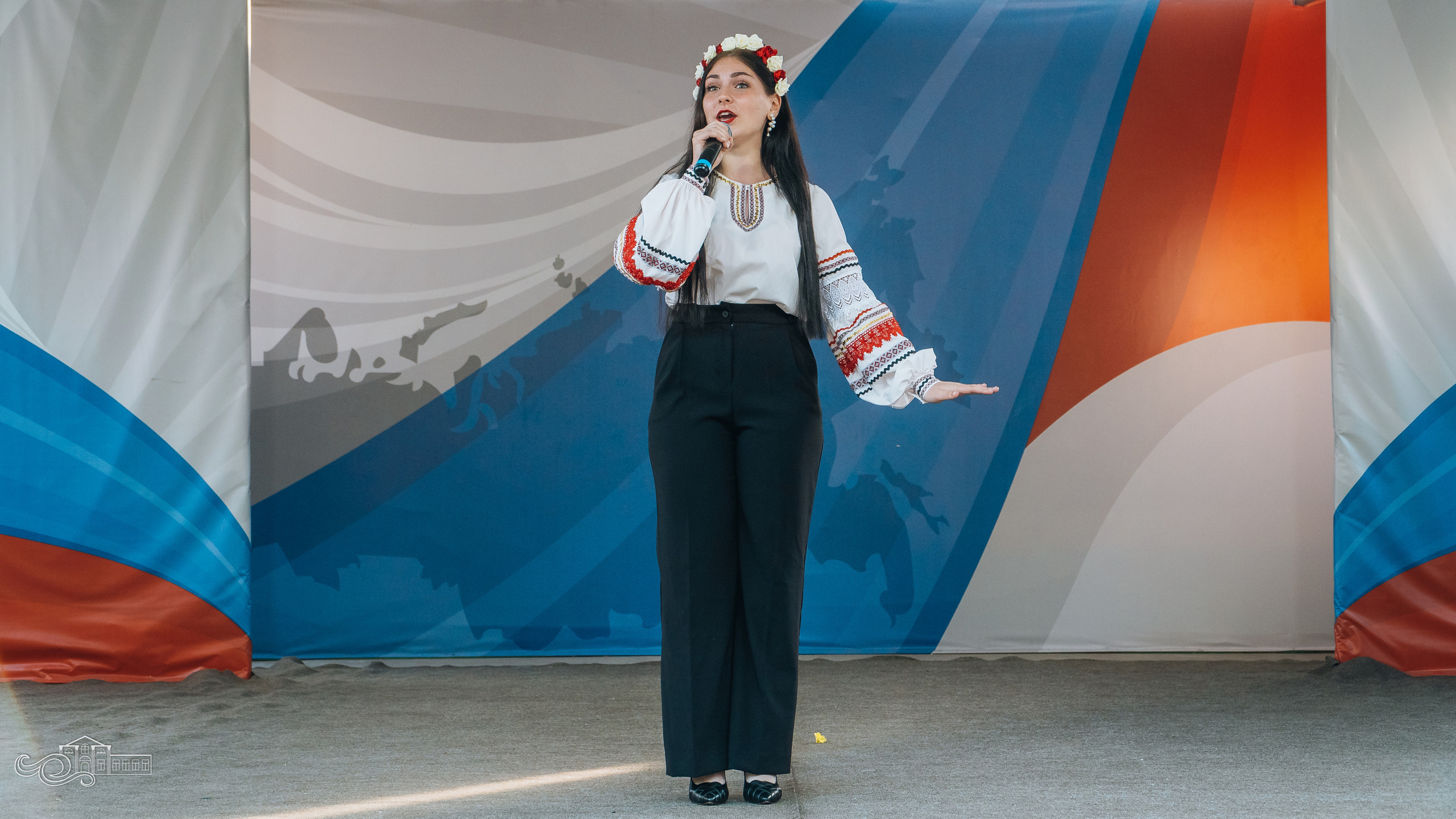 «Вместе мы — большая сила, вместе мы — страна Россия». Новотитаровский Дом культуры