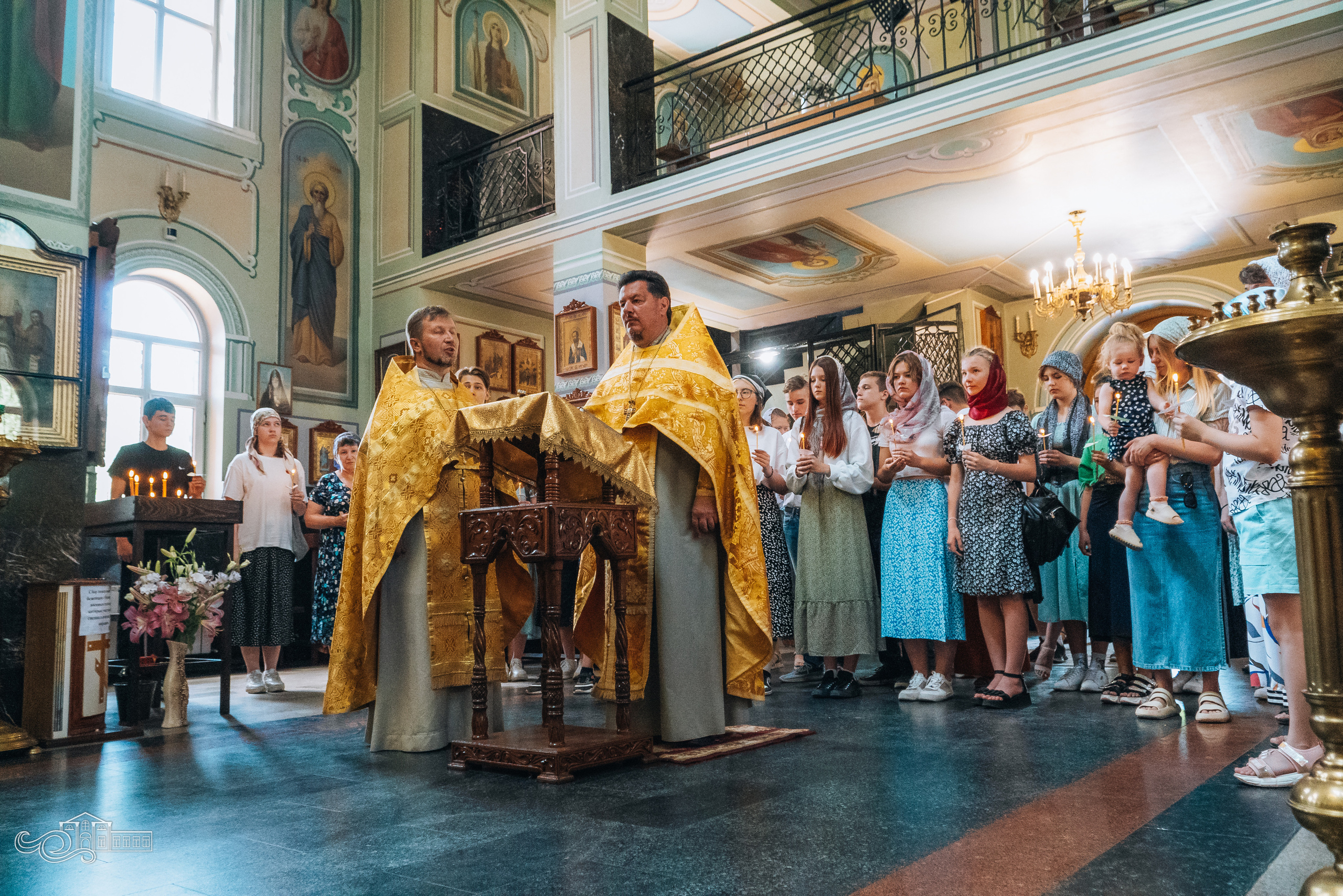 Молебен с учащимися и молодежью. Новотитаровский Дом культуры