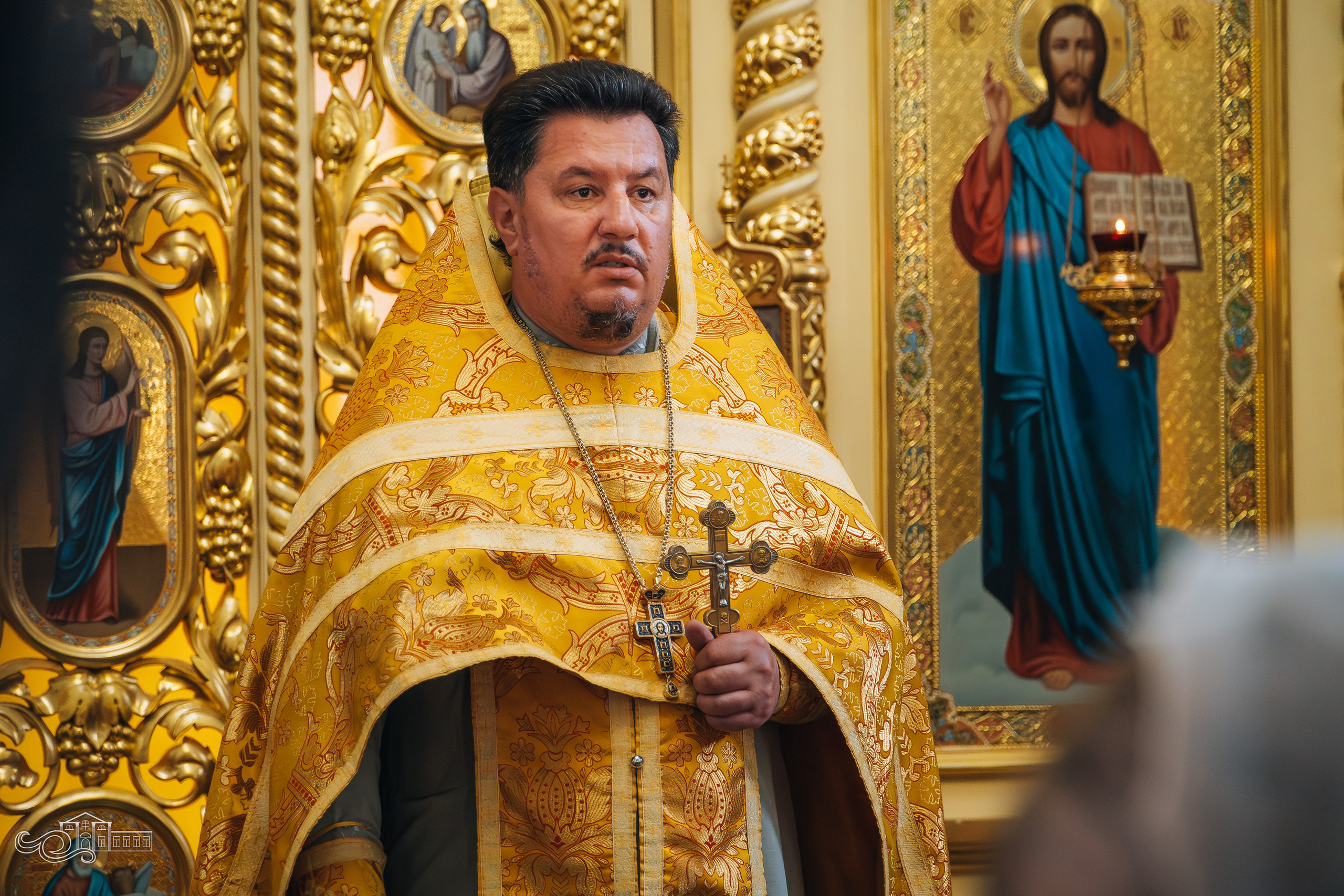 Молебен с учащимися и молодежью. Новотитаровский Дом культуры