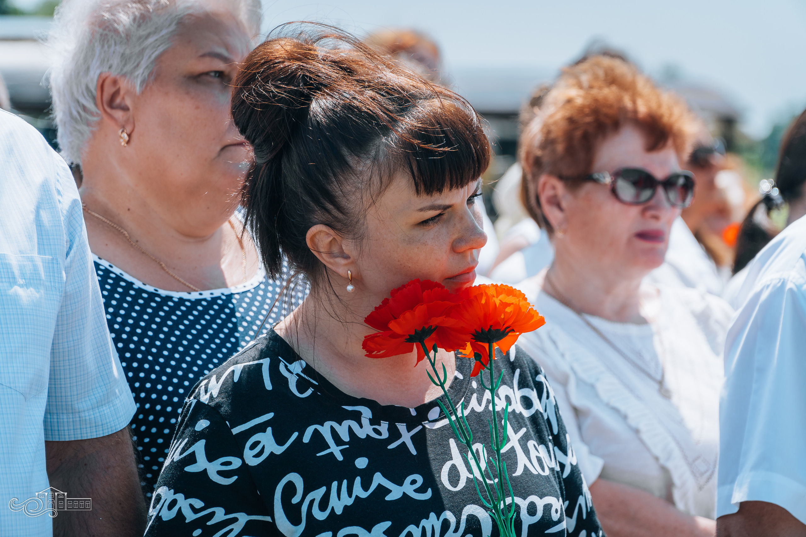 Открытие памятника неизвестным Советским воинам. Новотитаровский Дом культуры