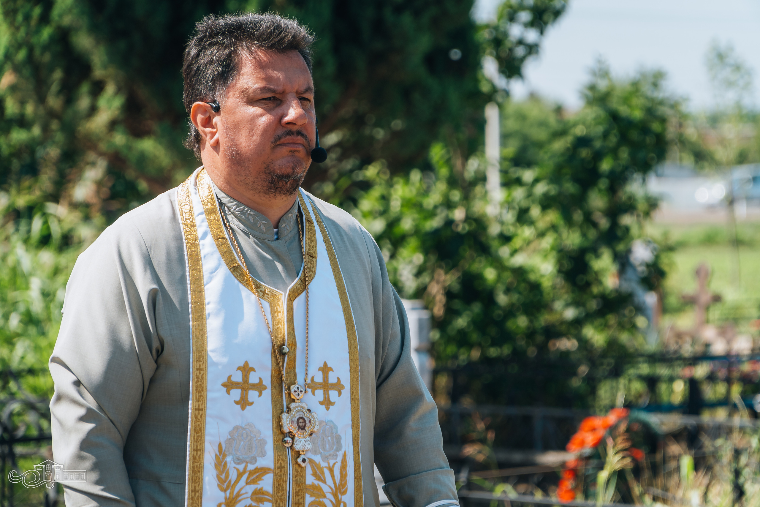 Открытие памятника неизвестным Советским воинам. Новотитаровский Дом культуры