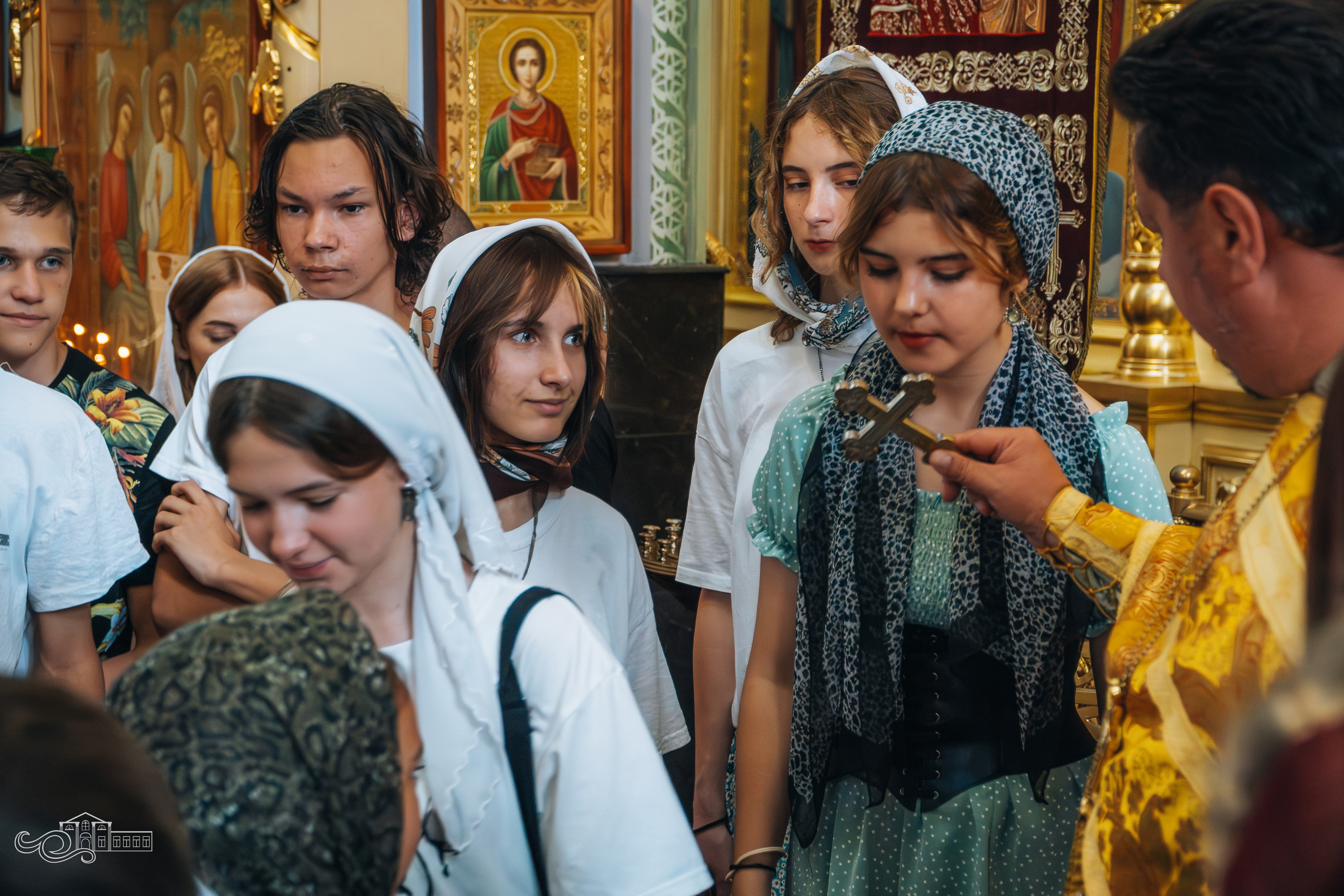 Молебен с учащимися и молодежью. Новотитаровский Дом культуры