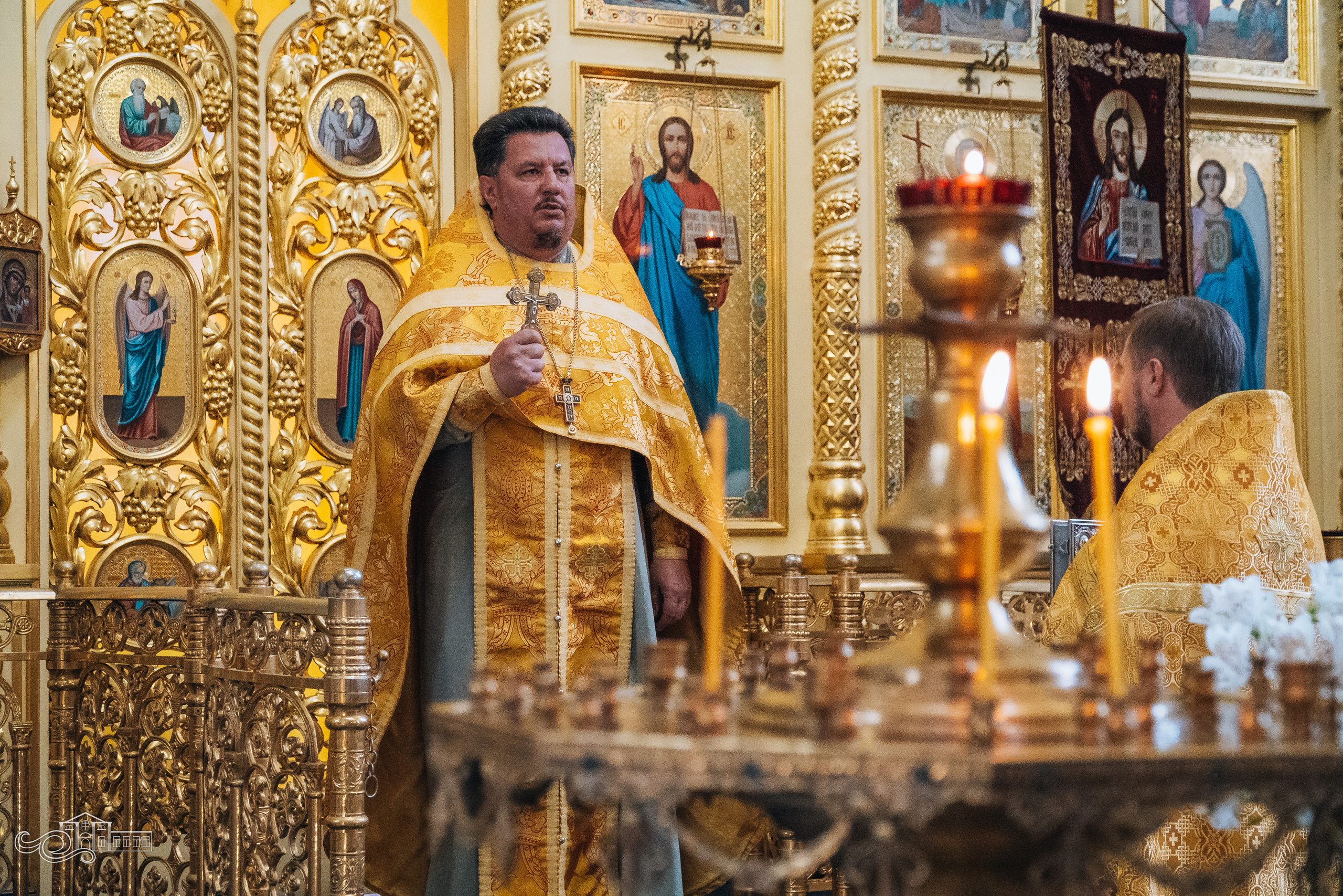 Молебен с учащимися и молодежью. Новотитаровский Дом культуры