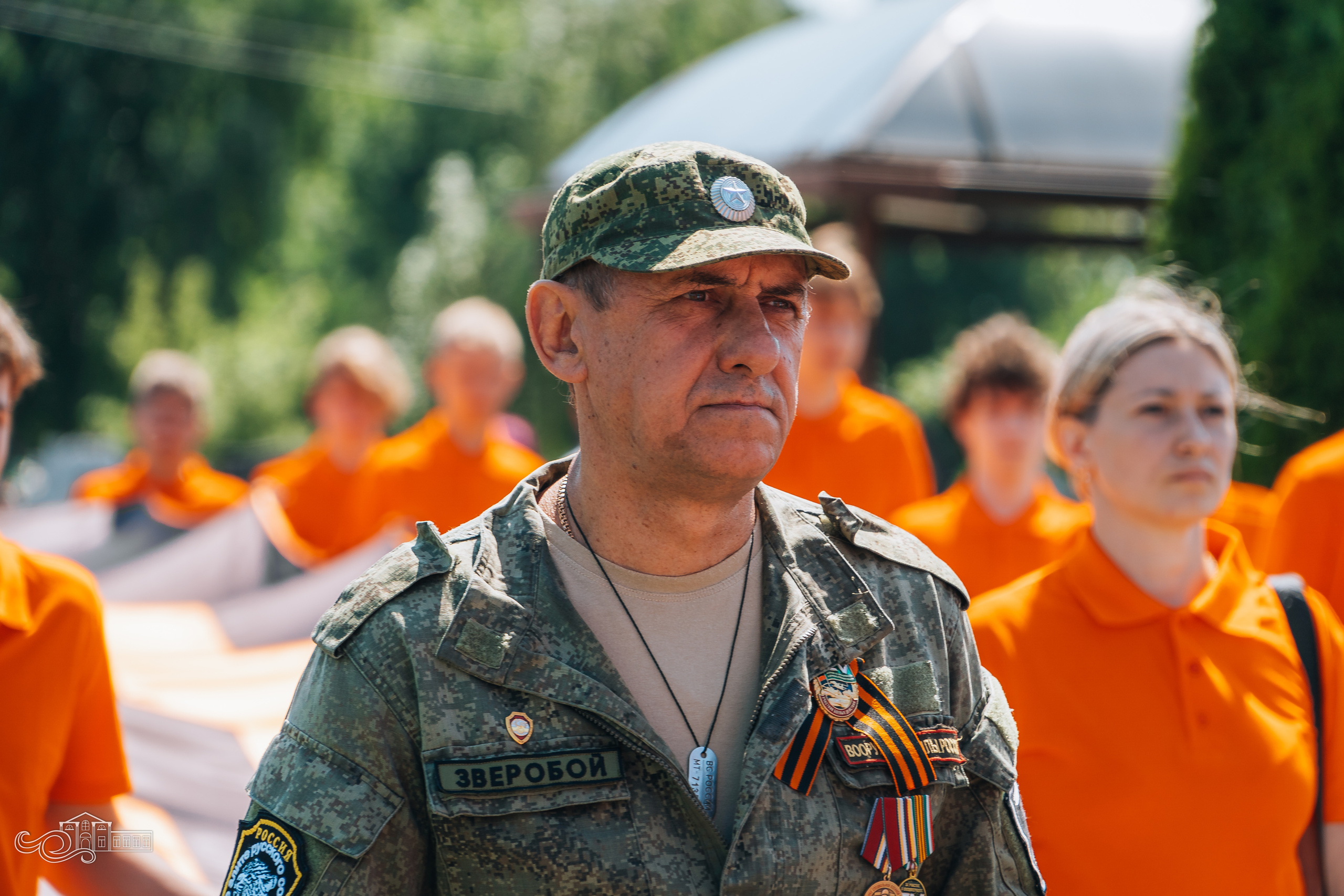 Открытие памятника неизвестным Советским воинам. Новотитаровский Дом культуры