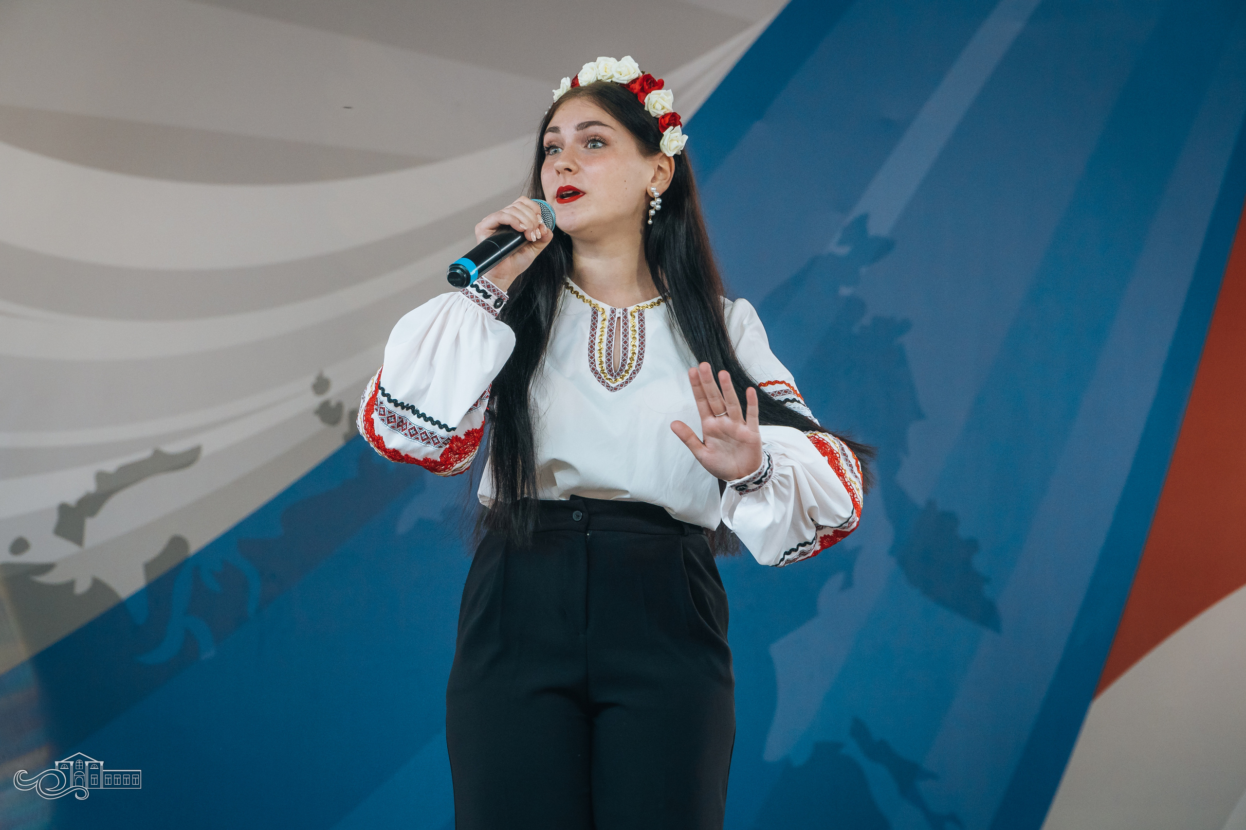 «Вместе мы — большая сила, вместе мы — страна Россия». Новотитаровский Дом культуры