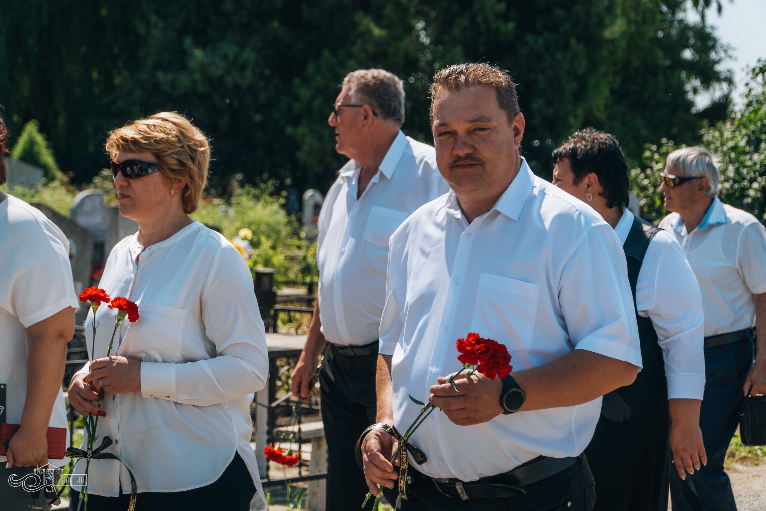 Открытие памятника неизвестным Советским воинам. Новотитаровский Дом культуры