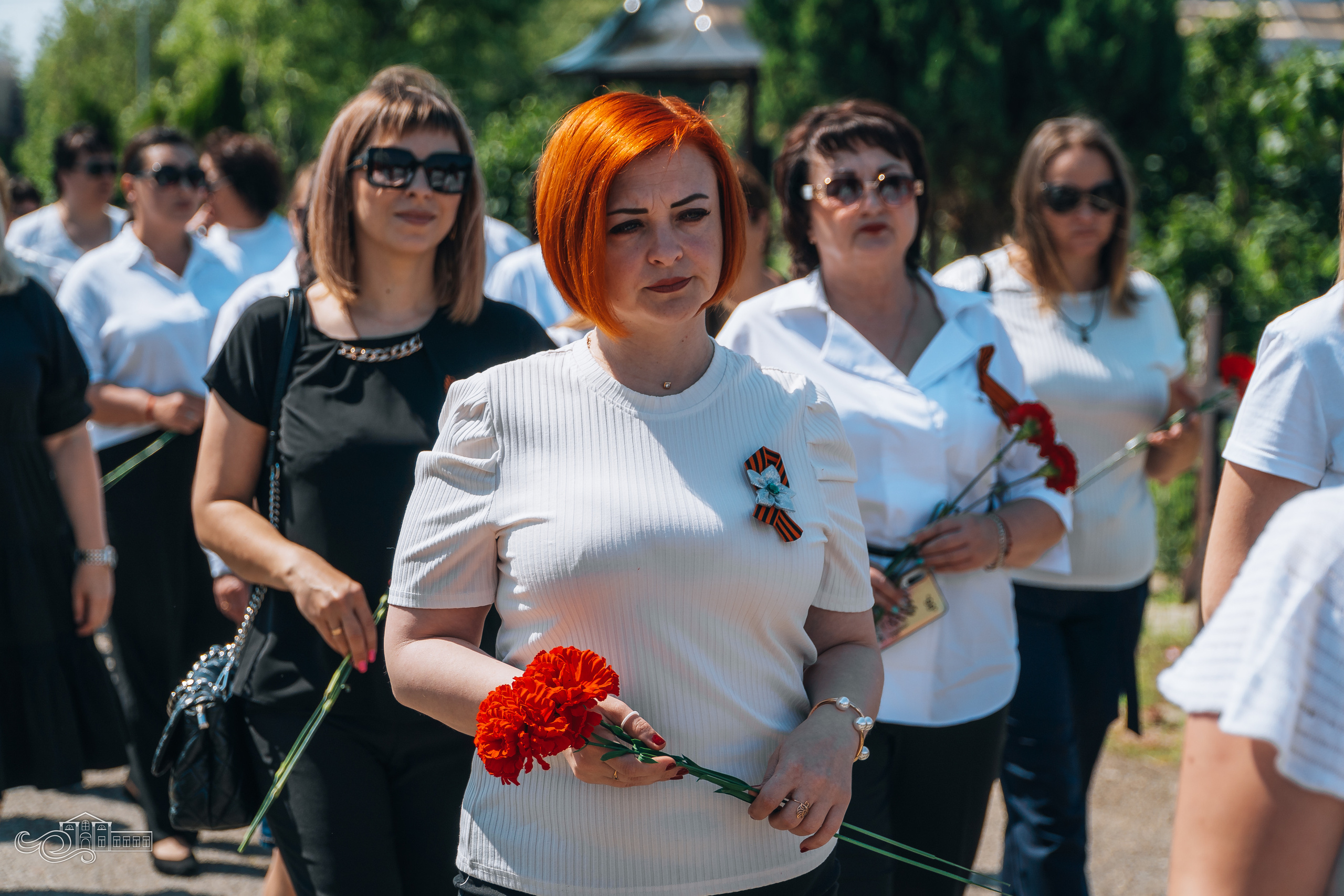 Открытие памятника неизвестным Советским воинам. Новотитаровский Дом культуры