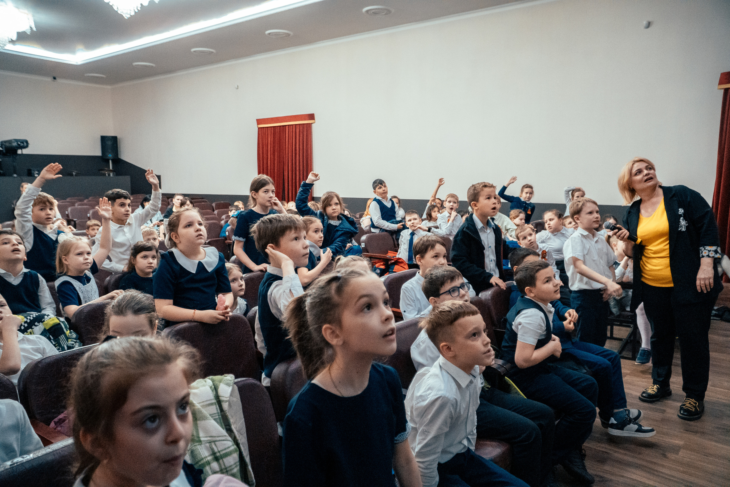 День космонавтики. Новотитаровский Дом культуры