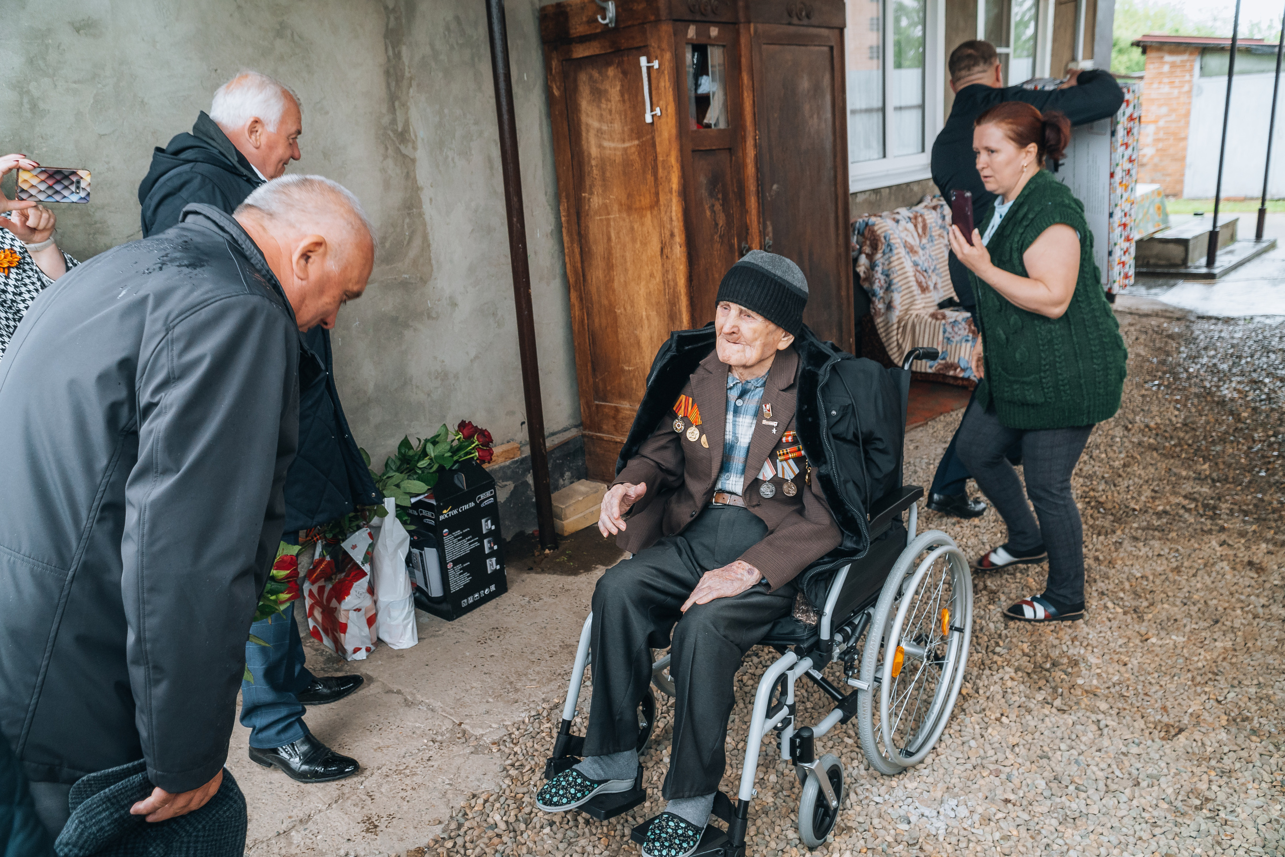 Адресные поздравления ветеранов Великой Отечественной Войны. Новотитаровский Дом культуры