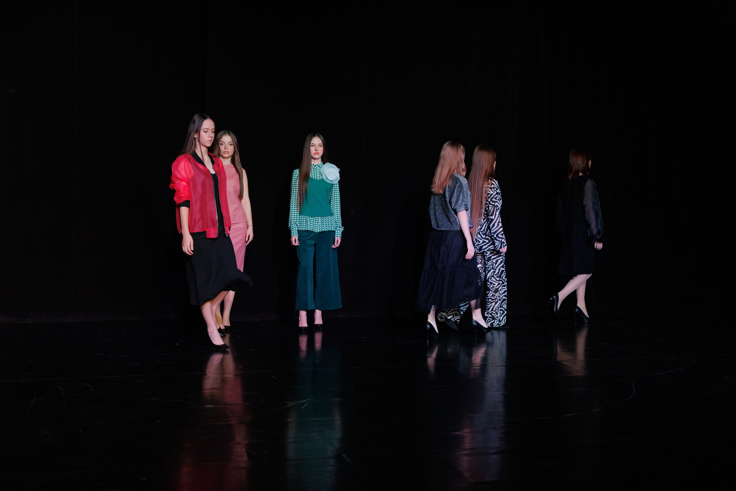 Показ коллекций Новосибирских дизайнеров для Fly Production. Фотограф Новосибирск — Наталья Гресь
