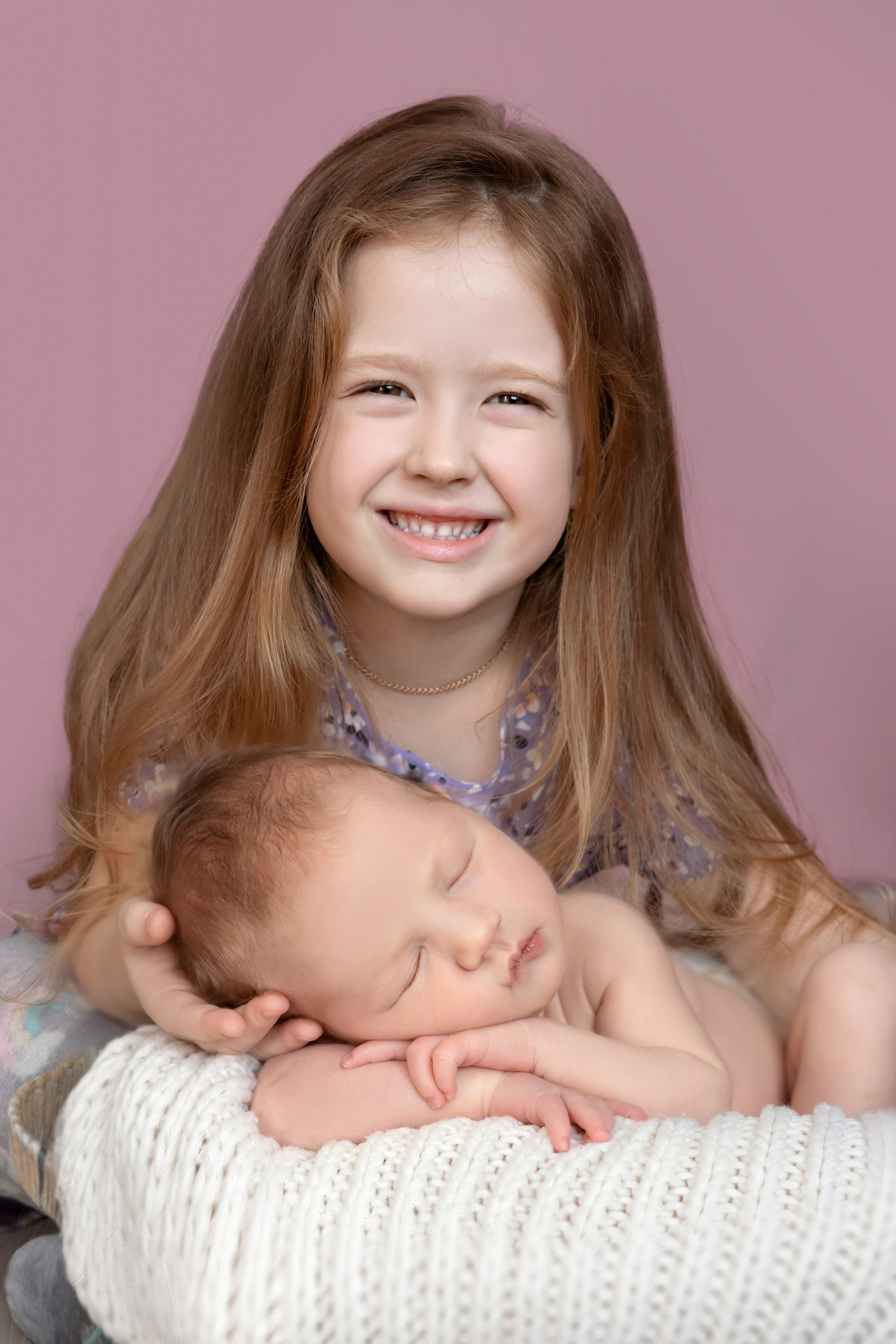 Агата. Съемка новорожденных дома. Мила Посвит Фотограф новорожденных в Тобольске