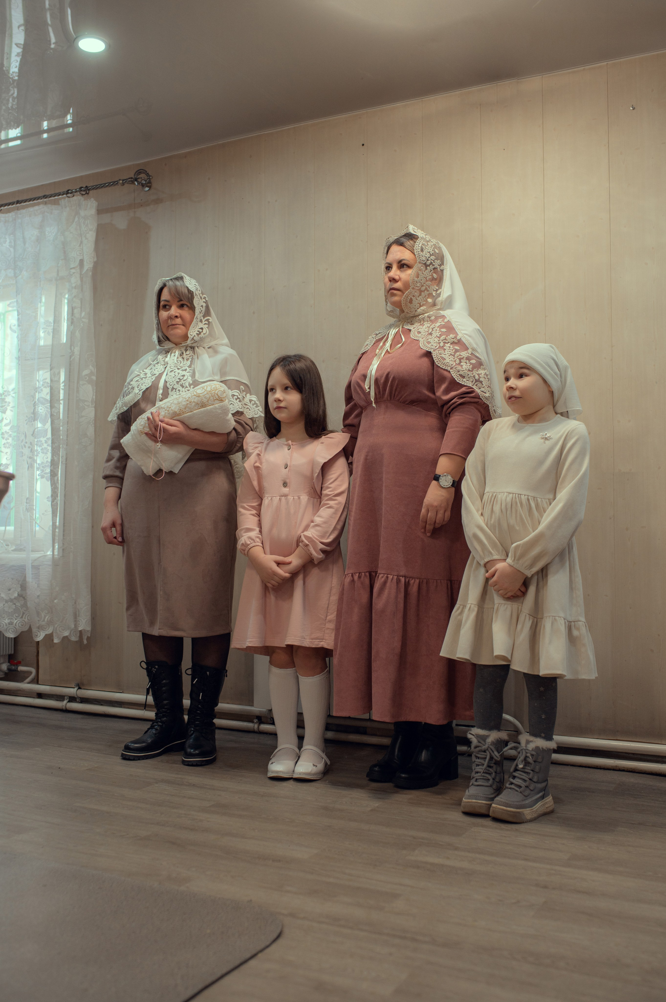 Крещение Розы в Покровском кафедральном соборе. Фотографы крещения/венчания  Красноярск Татьяна и Вячеслав Переваловы