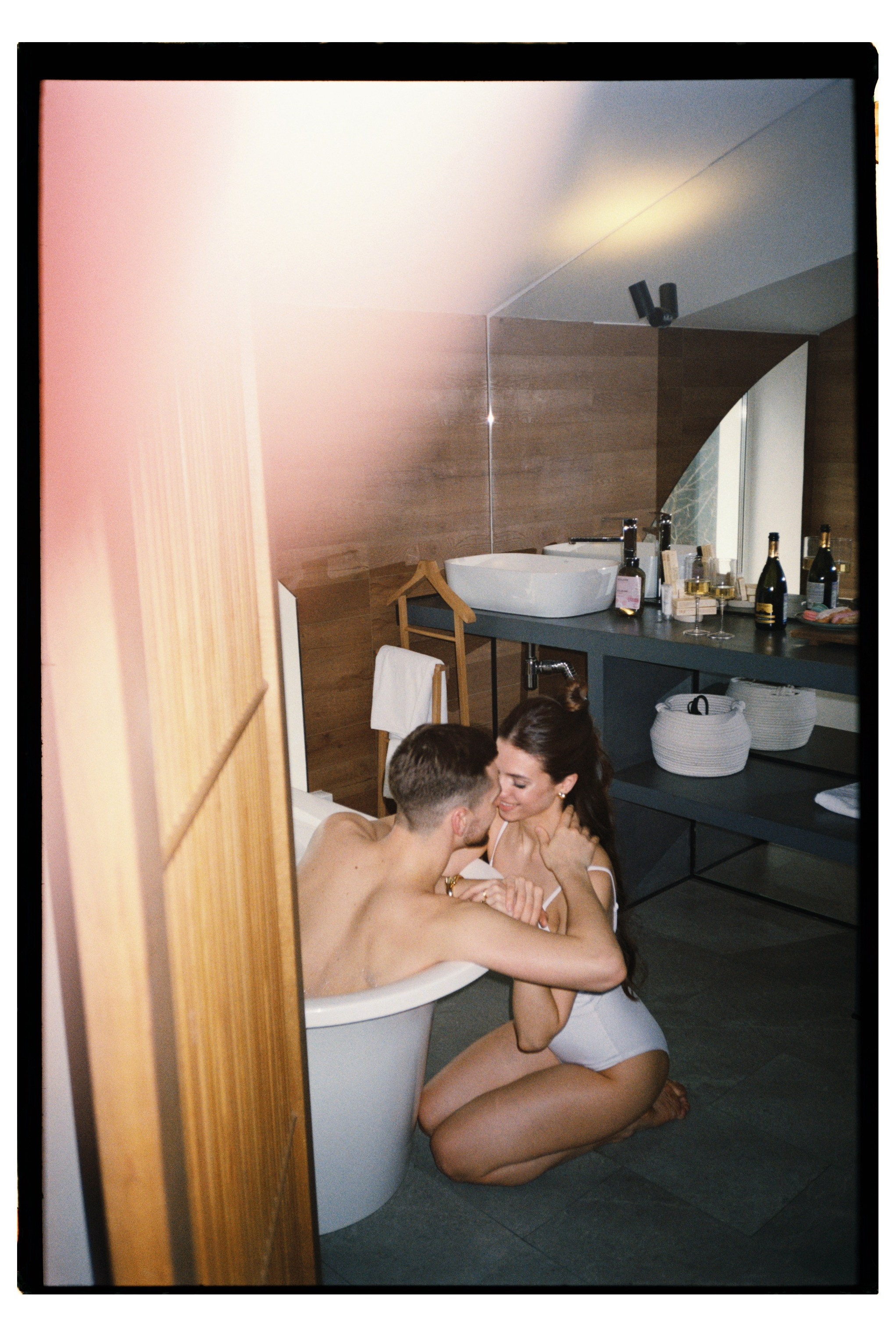 Фото на плёнку. Вера Пьянцева семейный, свадебный и парный фотограф в Санкт-Петербурге