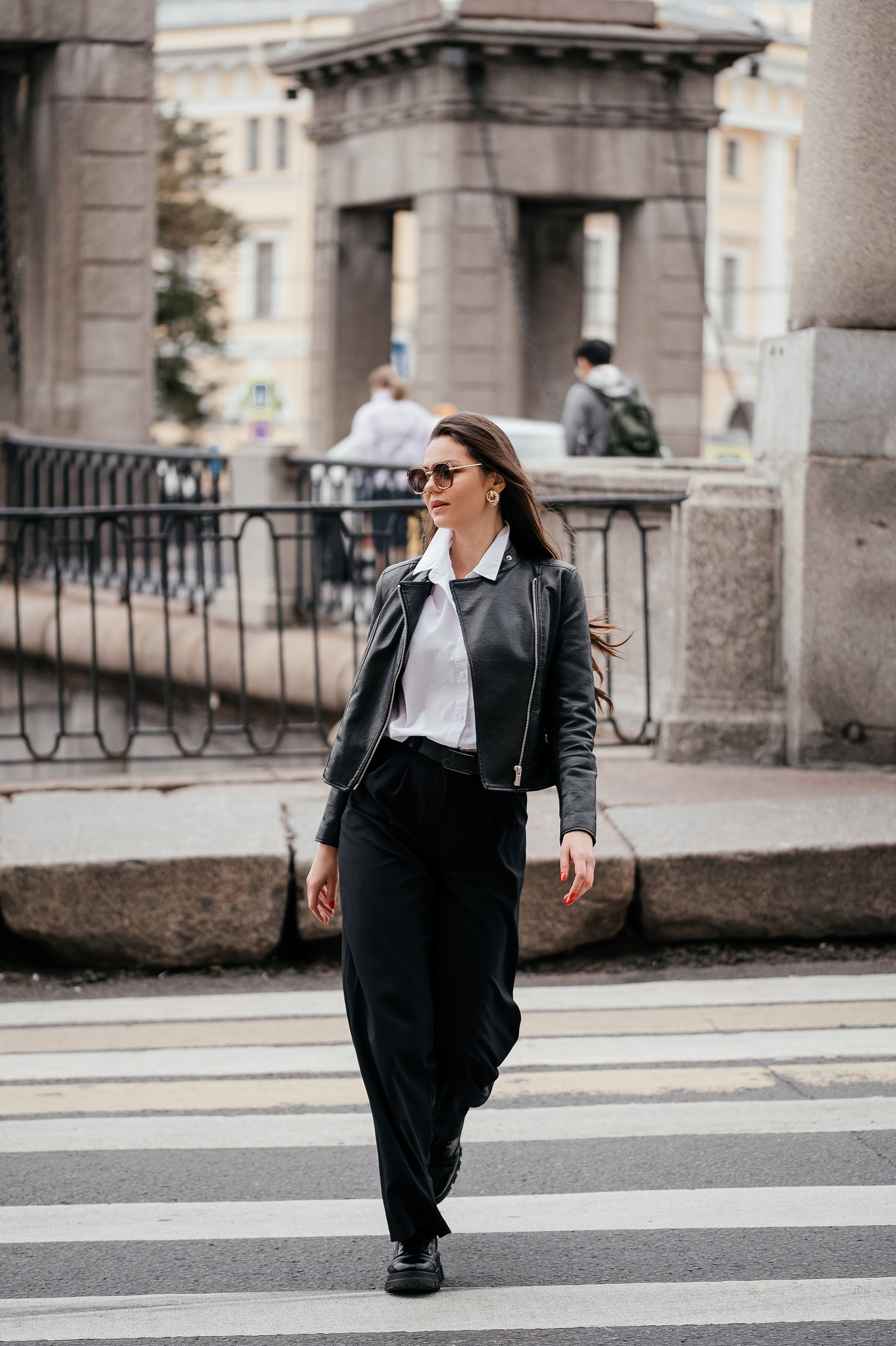 Юлия (прогулка по городу). Свадебный и студийный фотограф Ирина Котикова