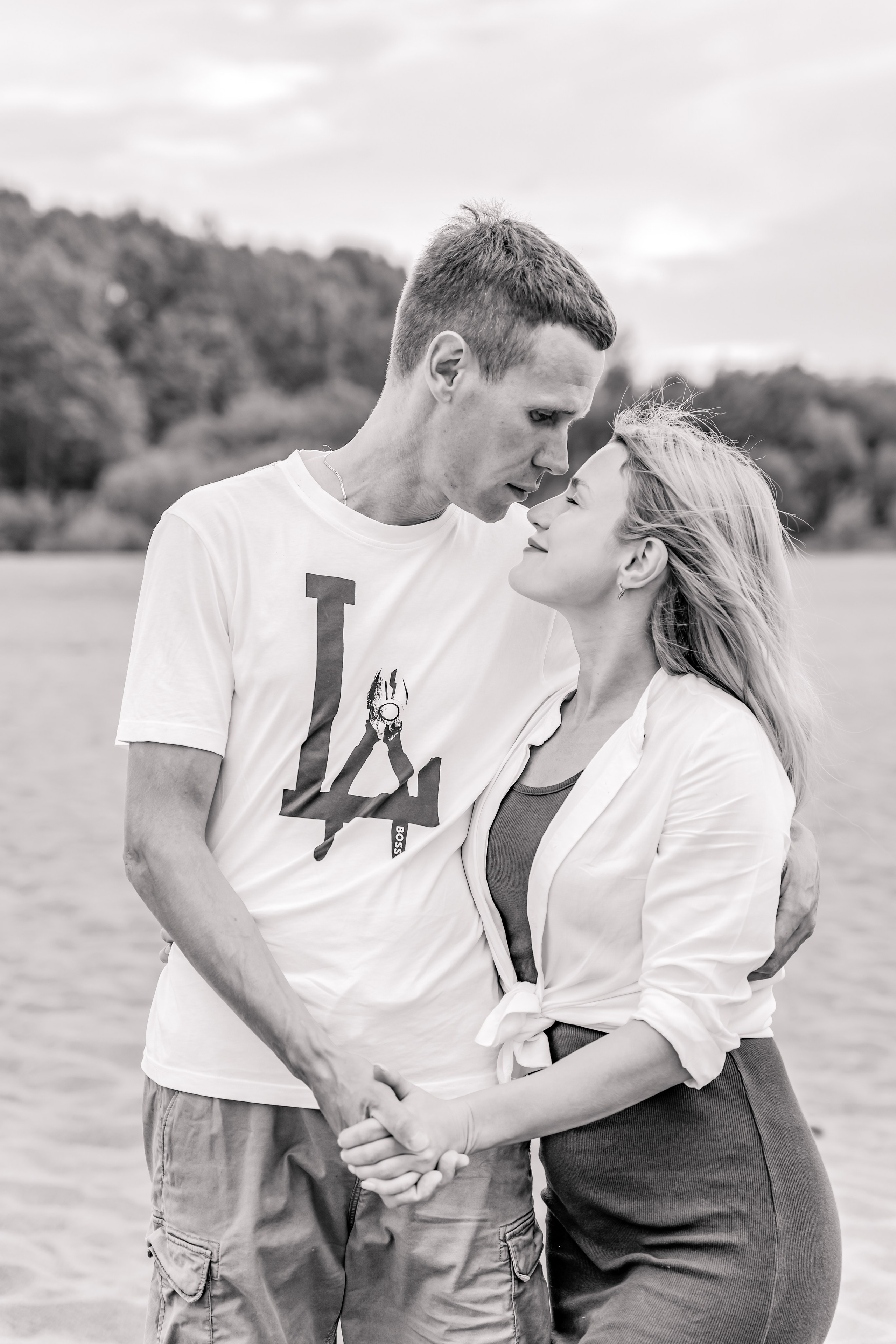 Прогулка с лапой. Пляж. Гроза