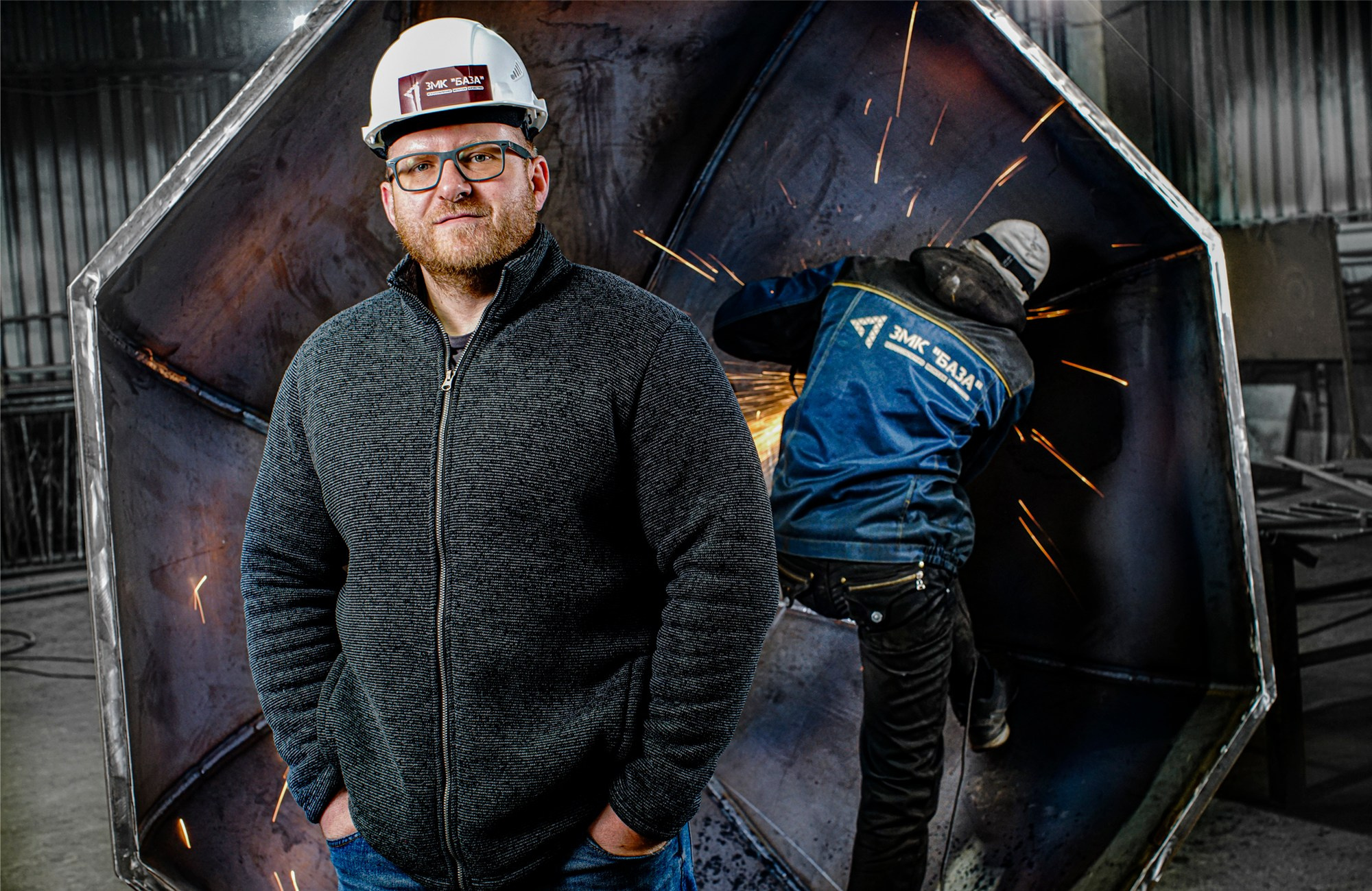 Фотограф и графический дизайнер Владимир Пуставетов