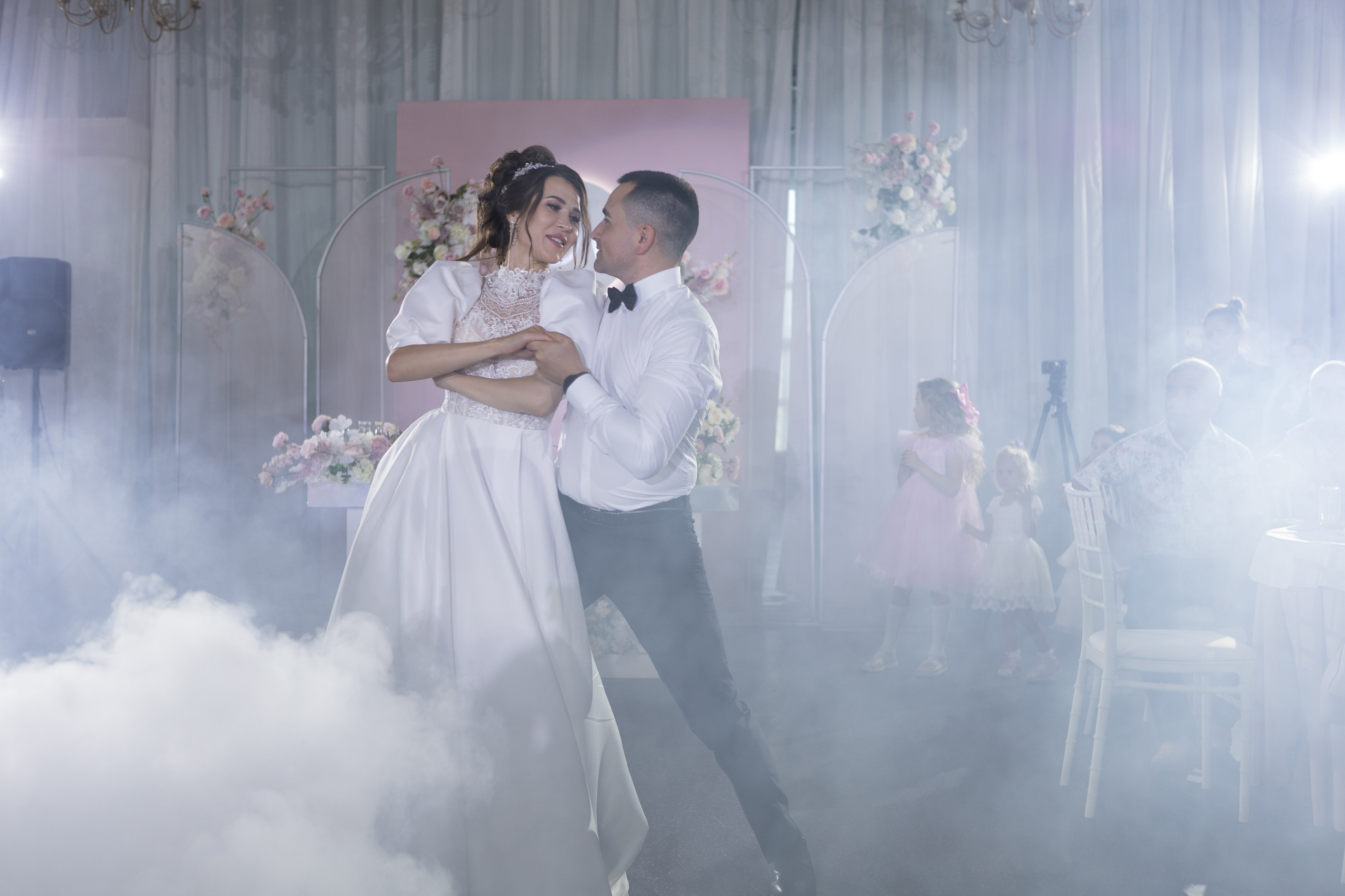 Свадебный фотограф Уфа — Руслан ГабдлисламовЖивые эмоции, красивые кадры, воспоминания на всю жизнь.Работаю по всей Республике Башкортоста. Свадебный фотограф Уфа Руслан Габдлисламов