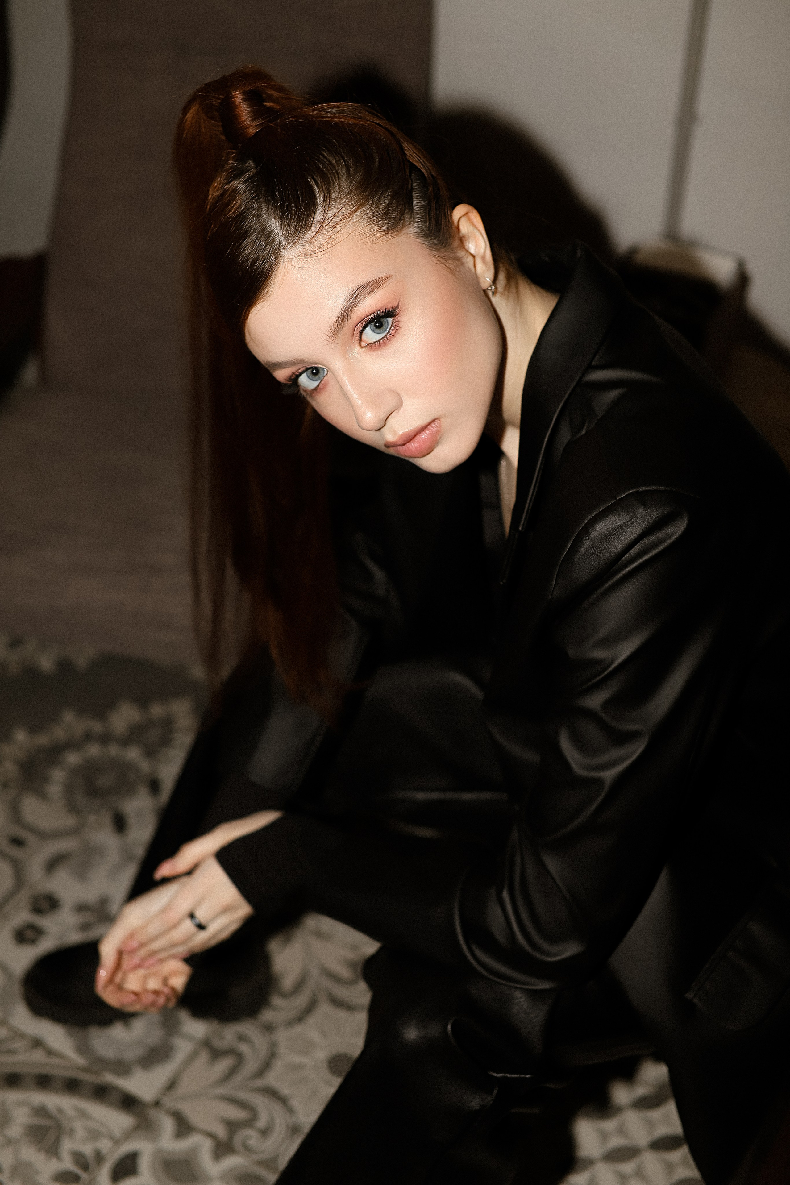 Софи, съемка в кофейне