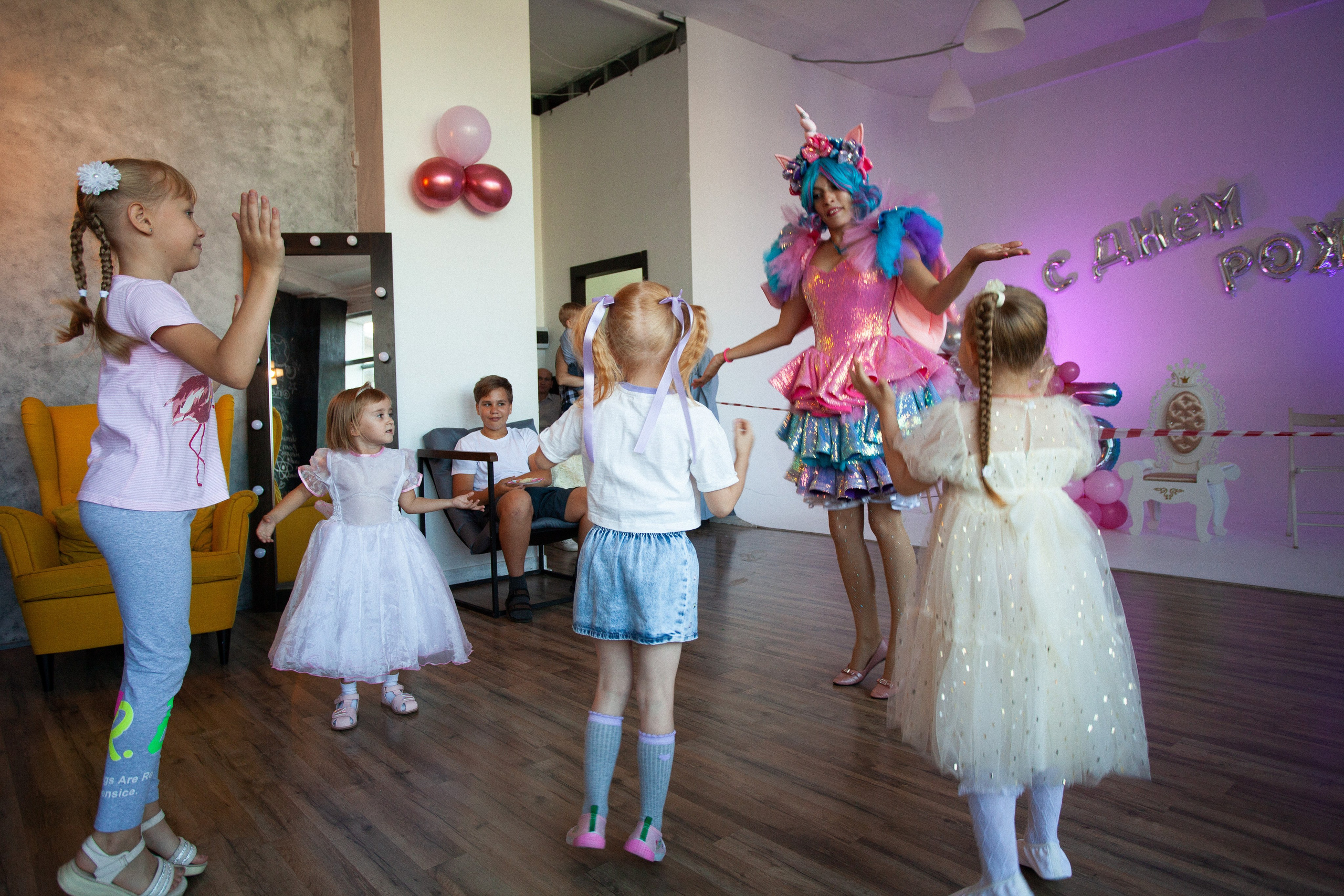 День рождения в фотостудии. Фотограф Дарья Локотко в Красноярске