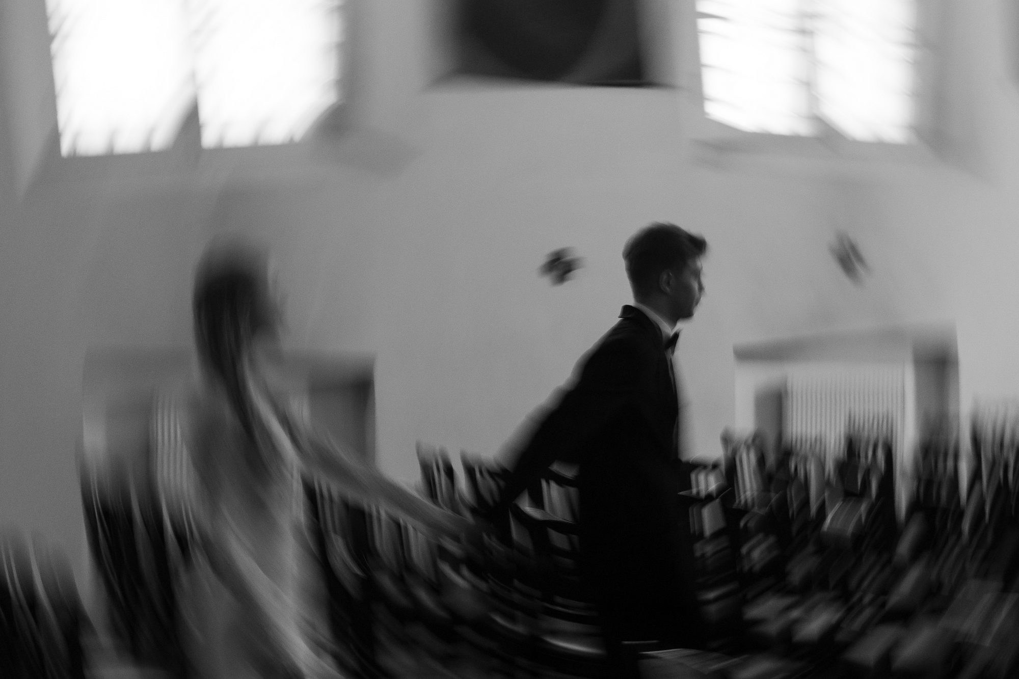 Фотосессия венчания в католической церкви. Сергей Гладков свадебный фотограф в Москве