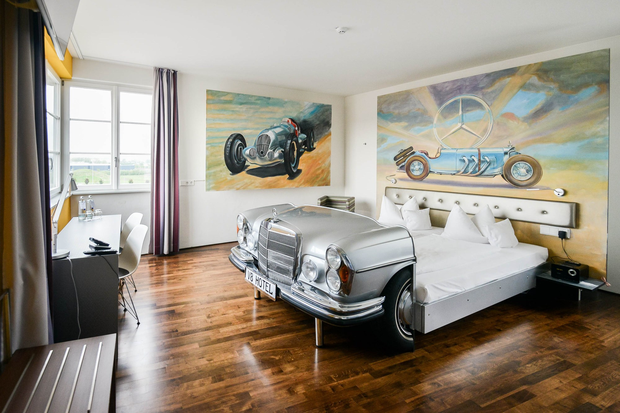 V8 Hotel Motorworld, минск фотограф, репортажной фотограф Беларусь,  фотограф в Минске, Алексей Матюшков, фоторепортер Беларуси, Репортажная съемка мероприятий,  день рождения