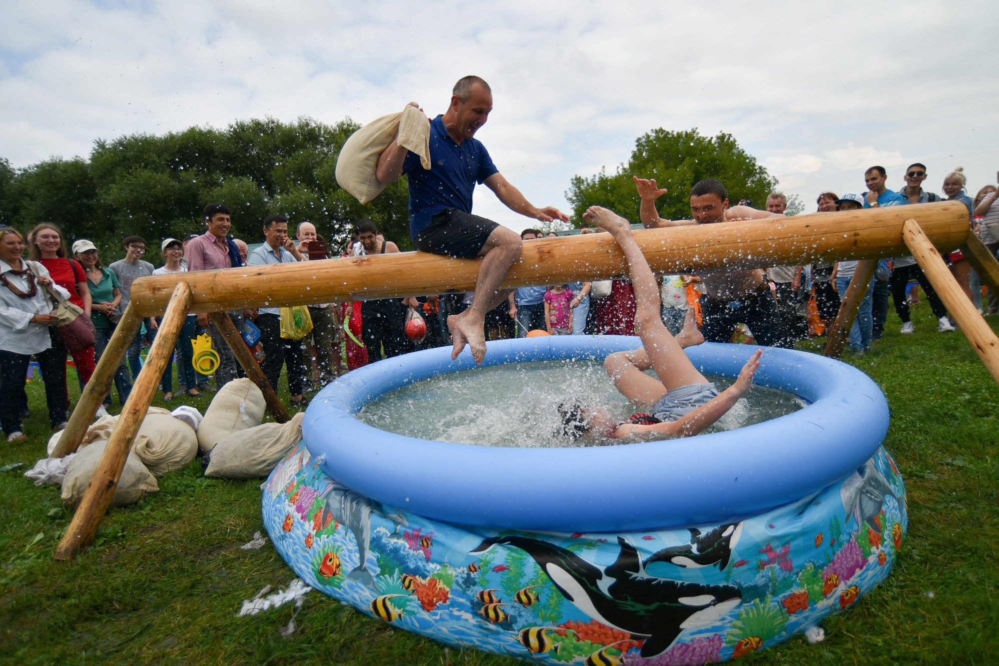 Репортаж. Антон Великжанин — фотокорреспондент