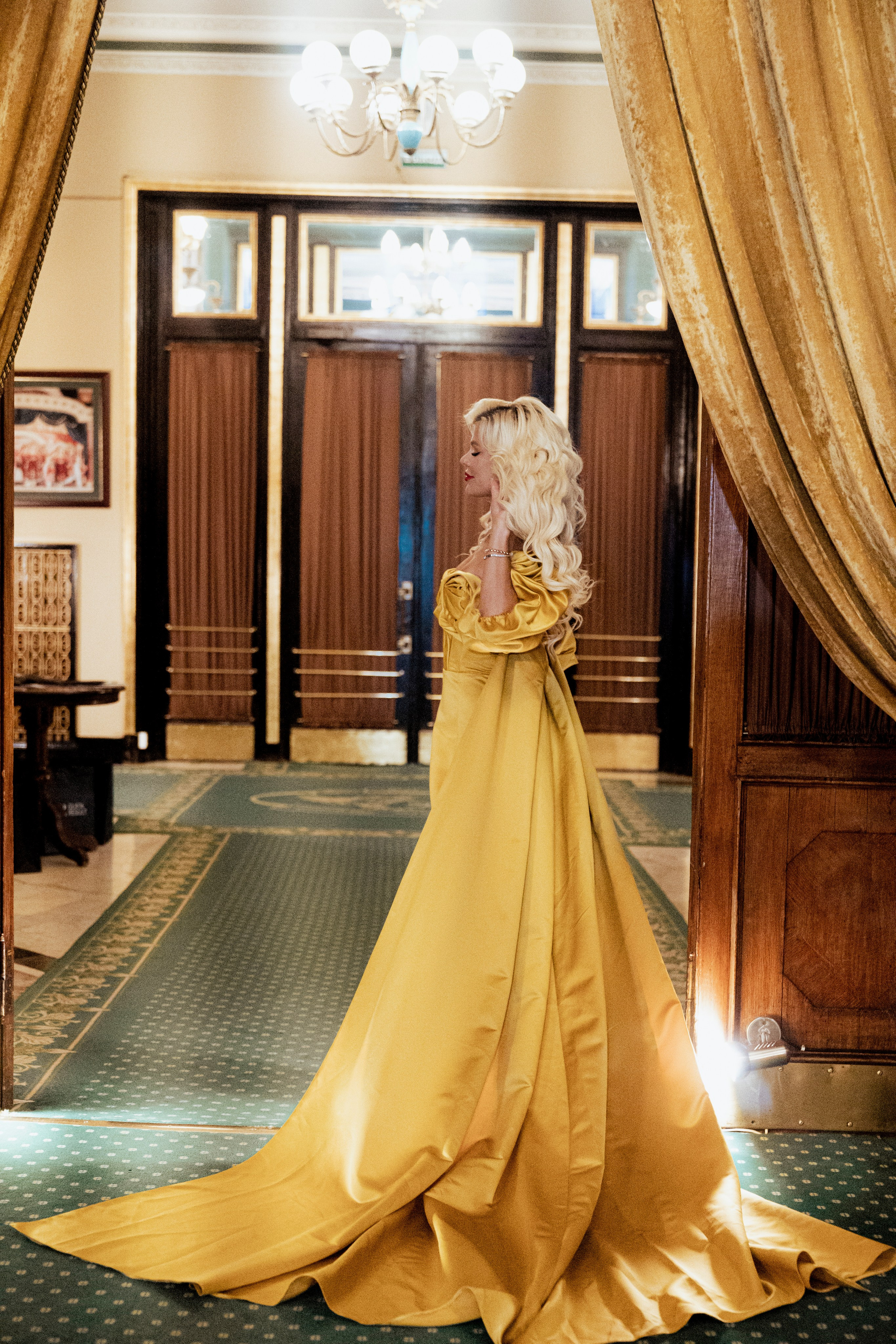 Ресторан Ярь / День рождение QR. Свадебный фотограф в Москве Кристина Чехова