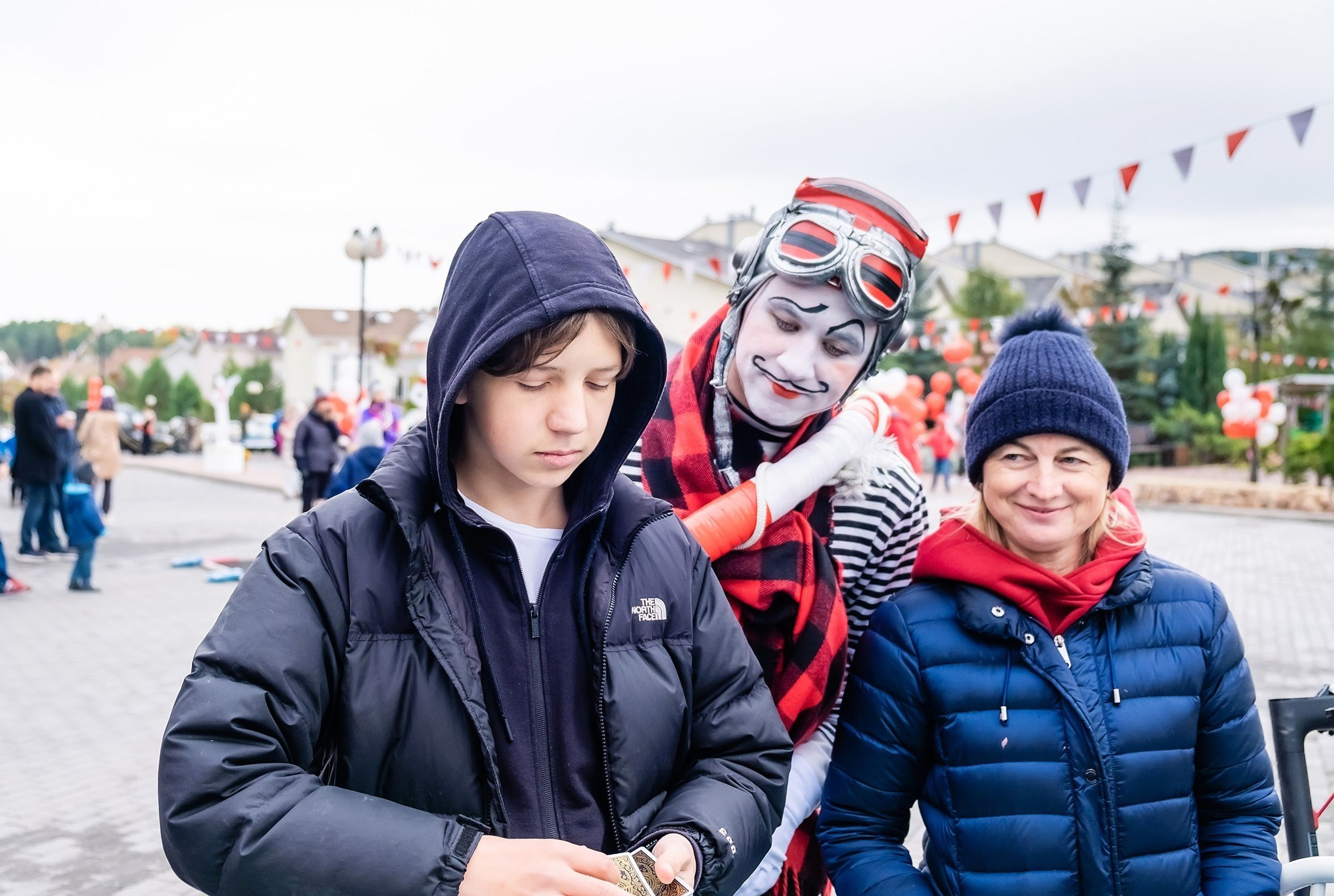 Праздник Осень в Микрорайоне удачный Красноярск