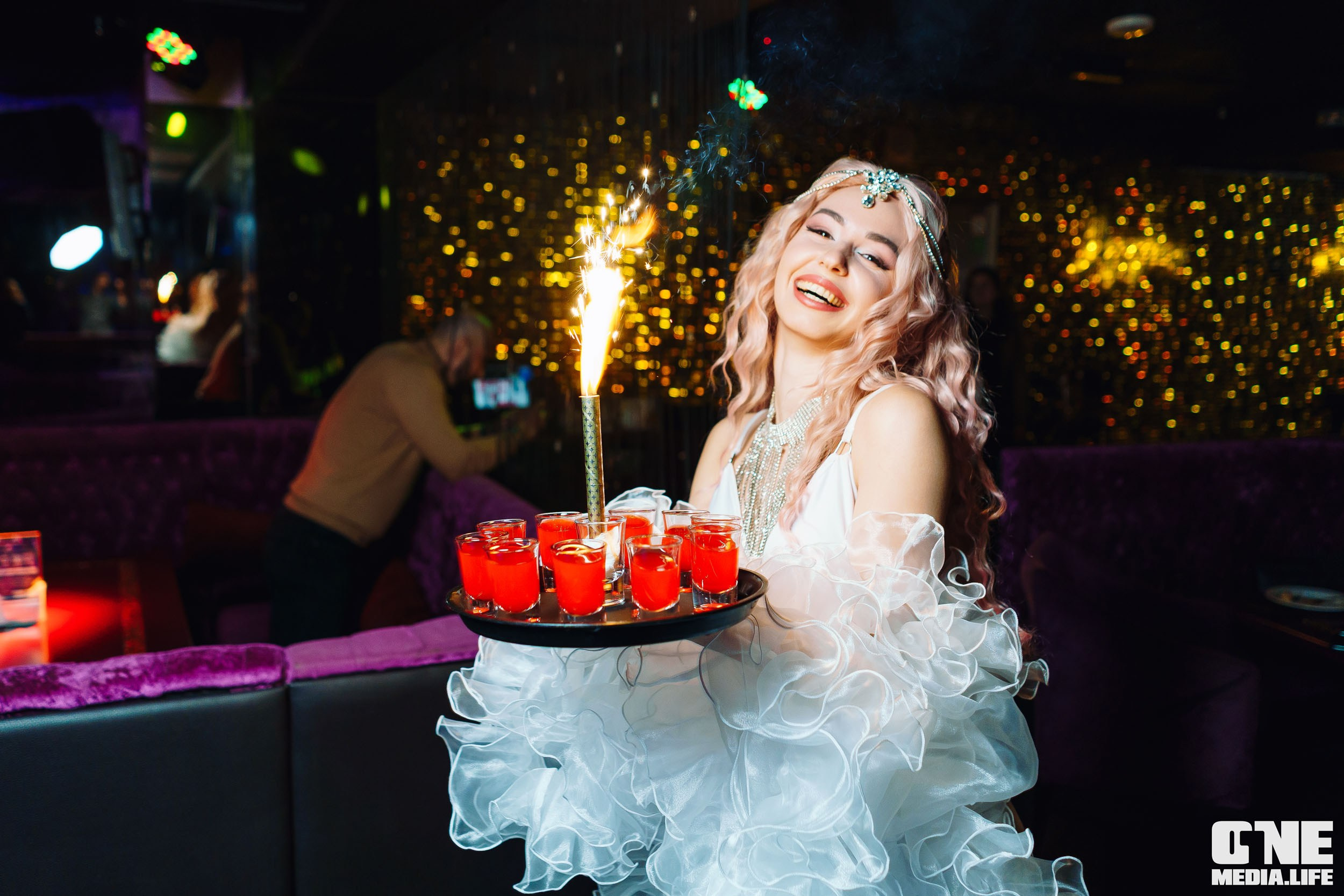 Фоторепортаж из караоке-клуба Эйфория. One Media Life: фоторепортажи, фотоотчеты с мероприятий и заведений