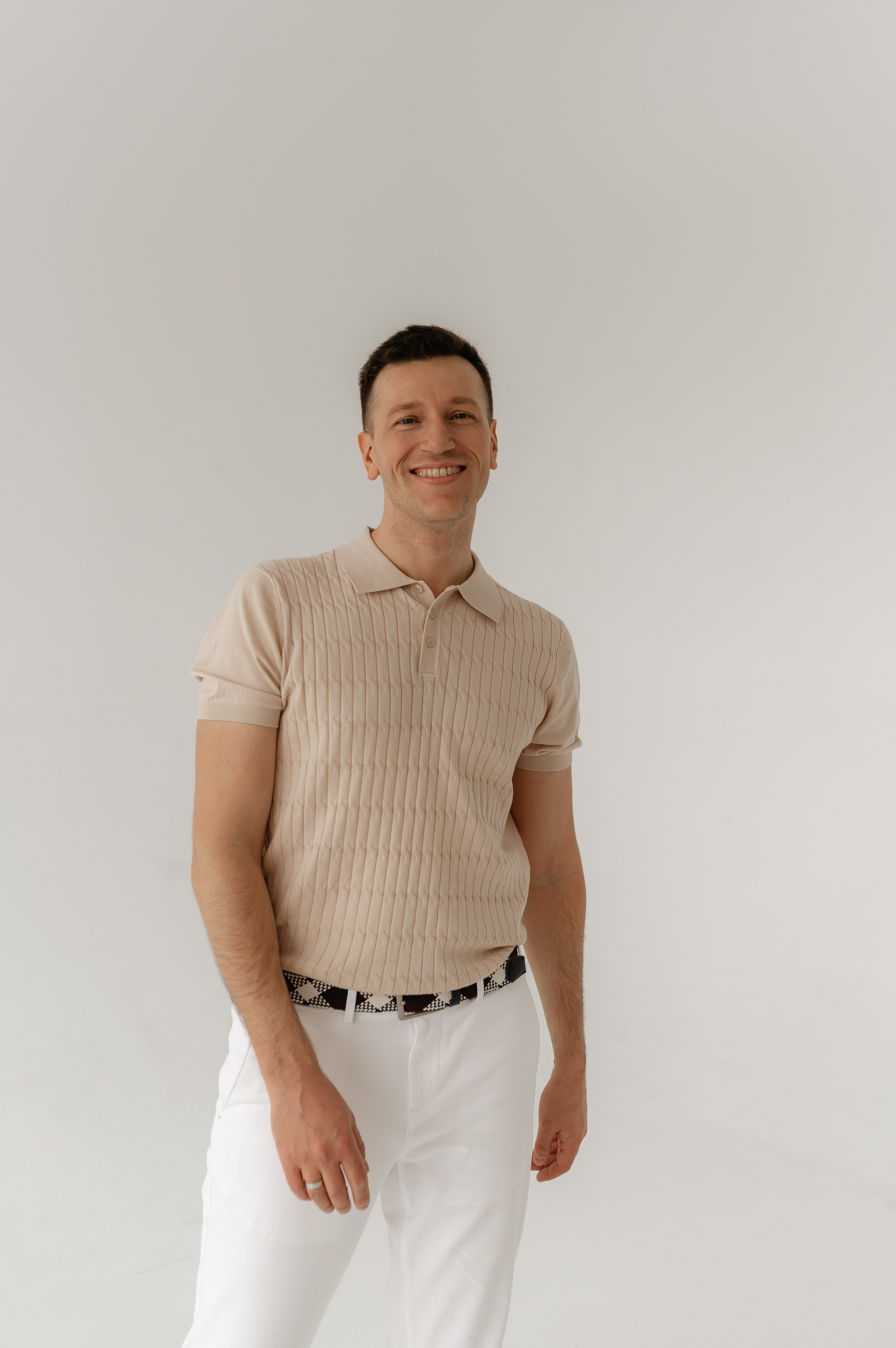 Семейная на циклораме. Главная