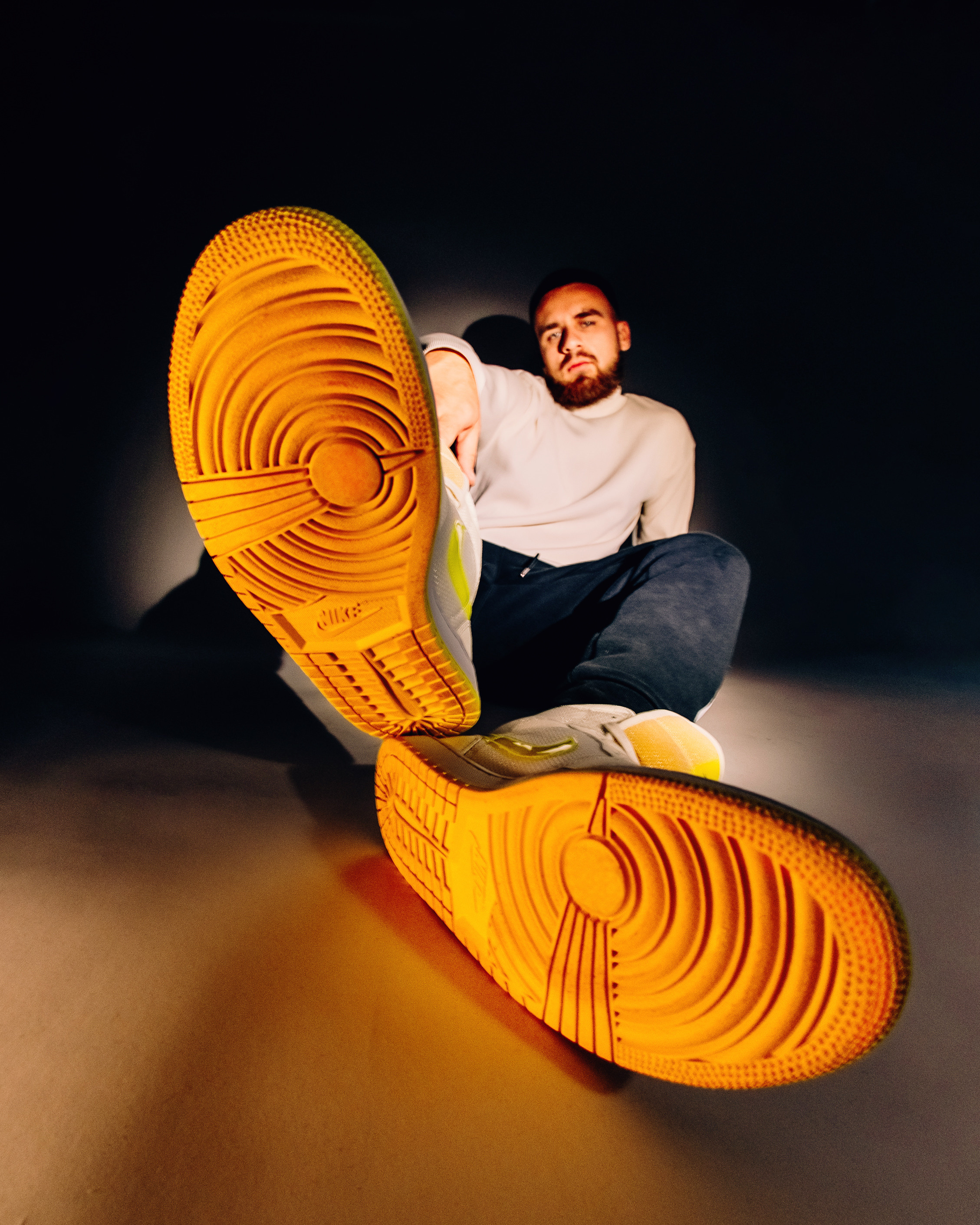 Кроссовки Nike. Анастасия Турсунова арт-фотограф в Москве