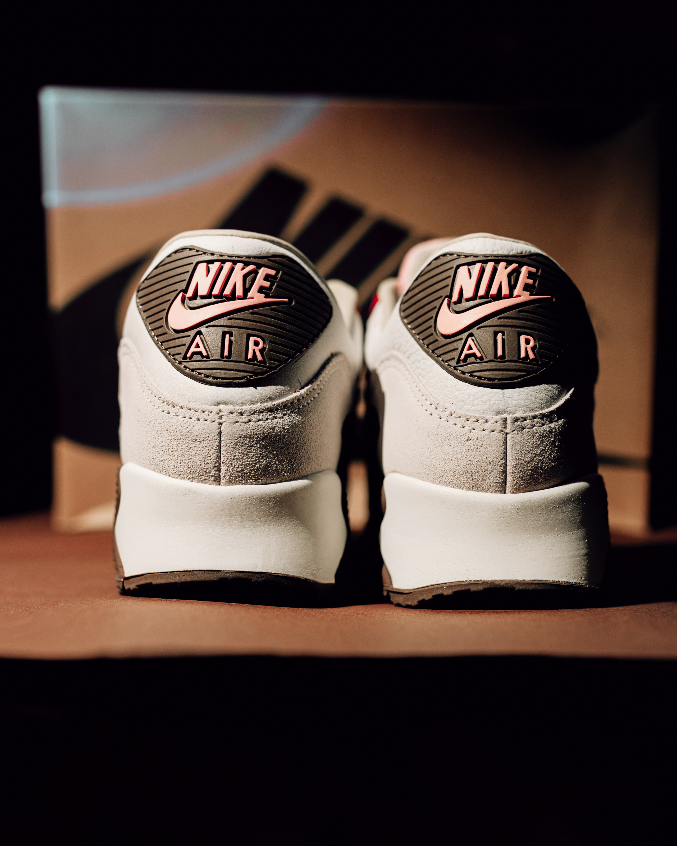 Кроссовки Nike. Анастасия Турсунова арт-фотограф в Москве