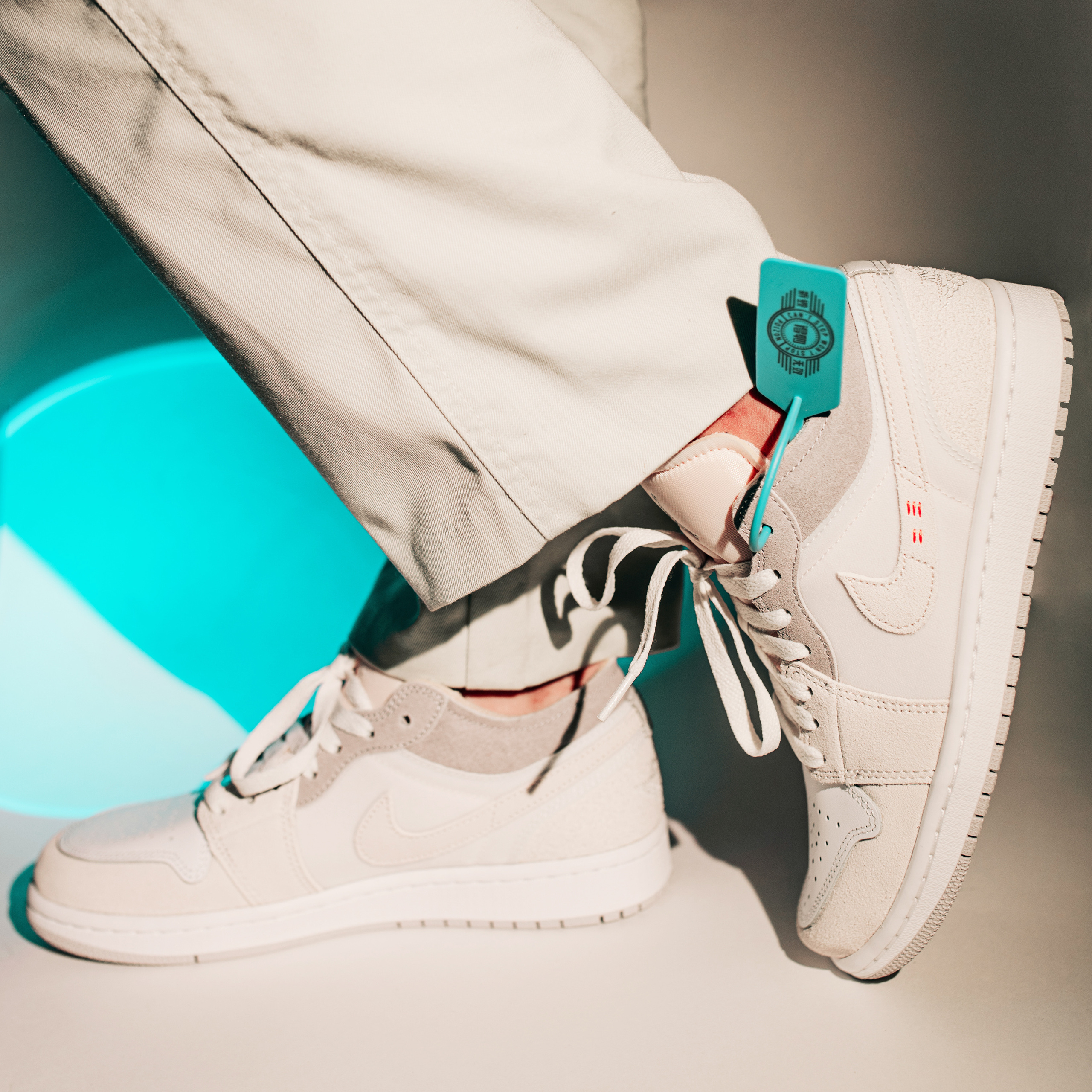 Кроссовки Nike. Анастасия Турсунова арт-фотограф в Москве