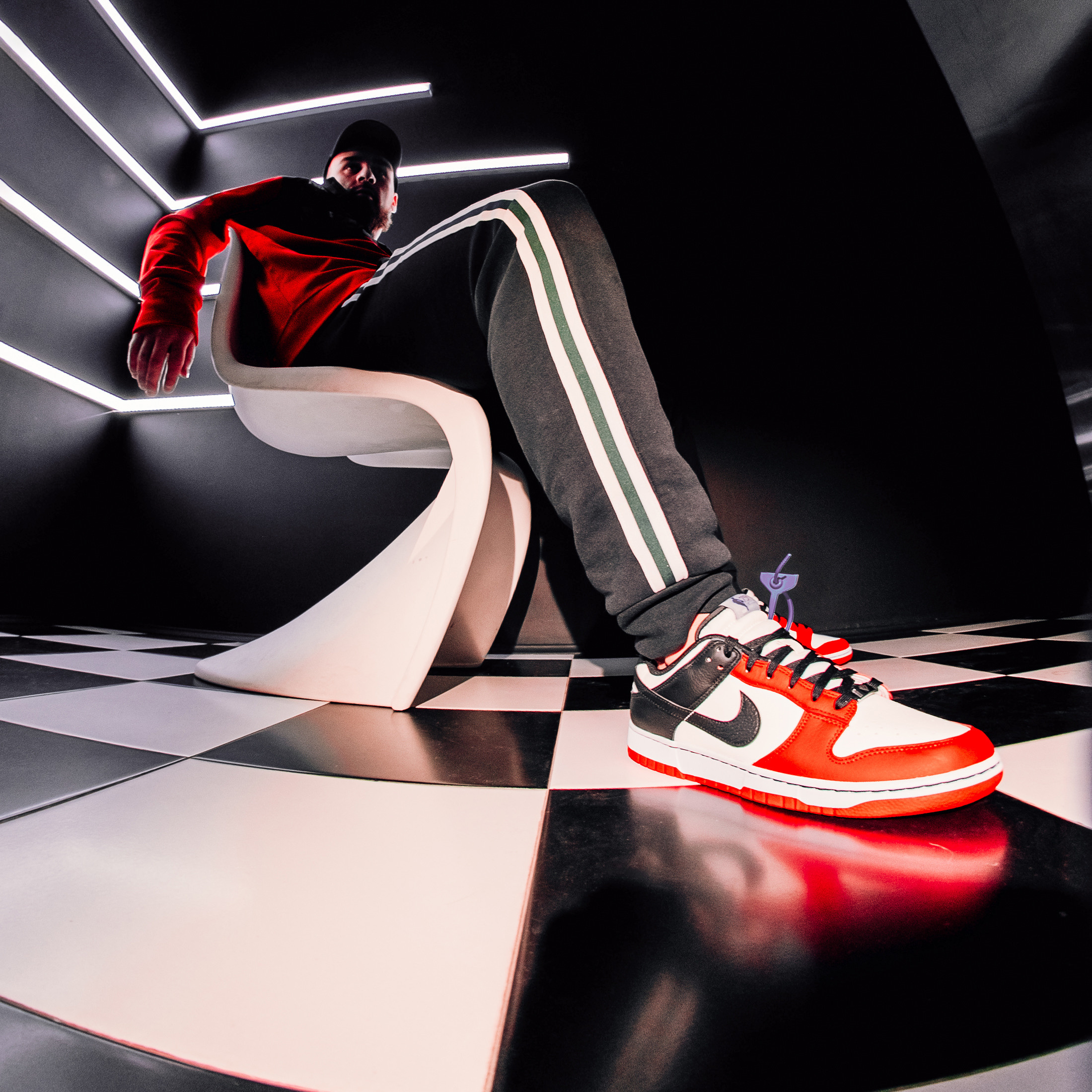 Кроссовки Nike. Анастасия Турсунова арт-фотограф в Москве