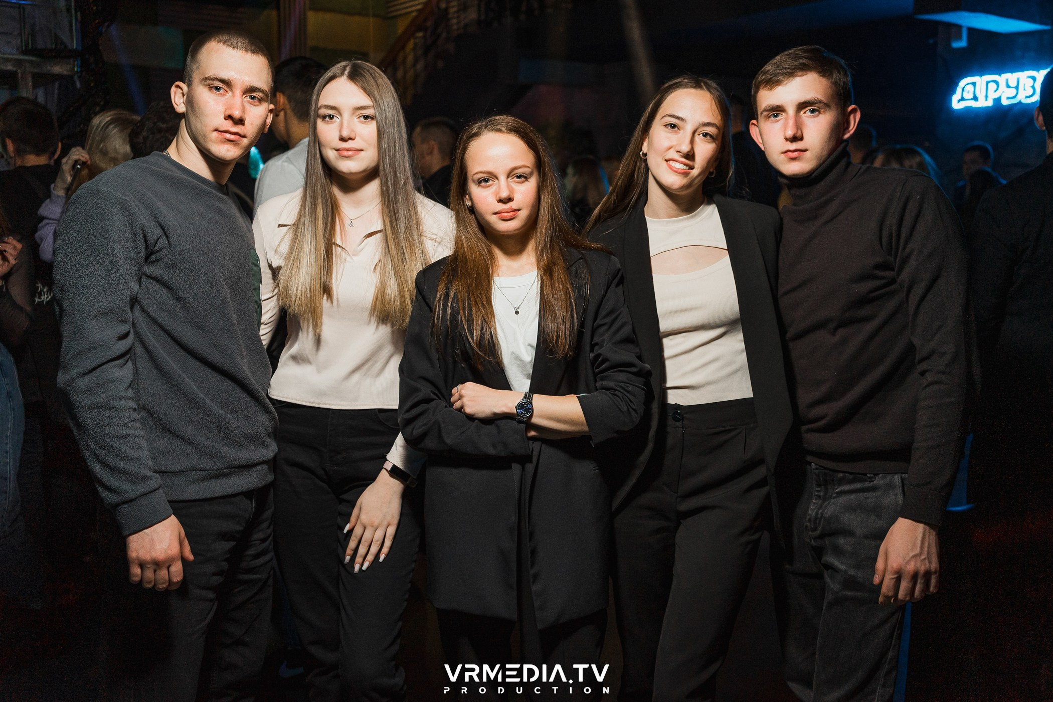 Halloween ARACHNOPHOBIA в баре «Друзья»