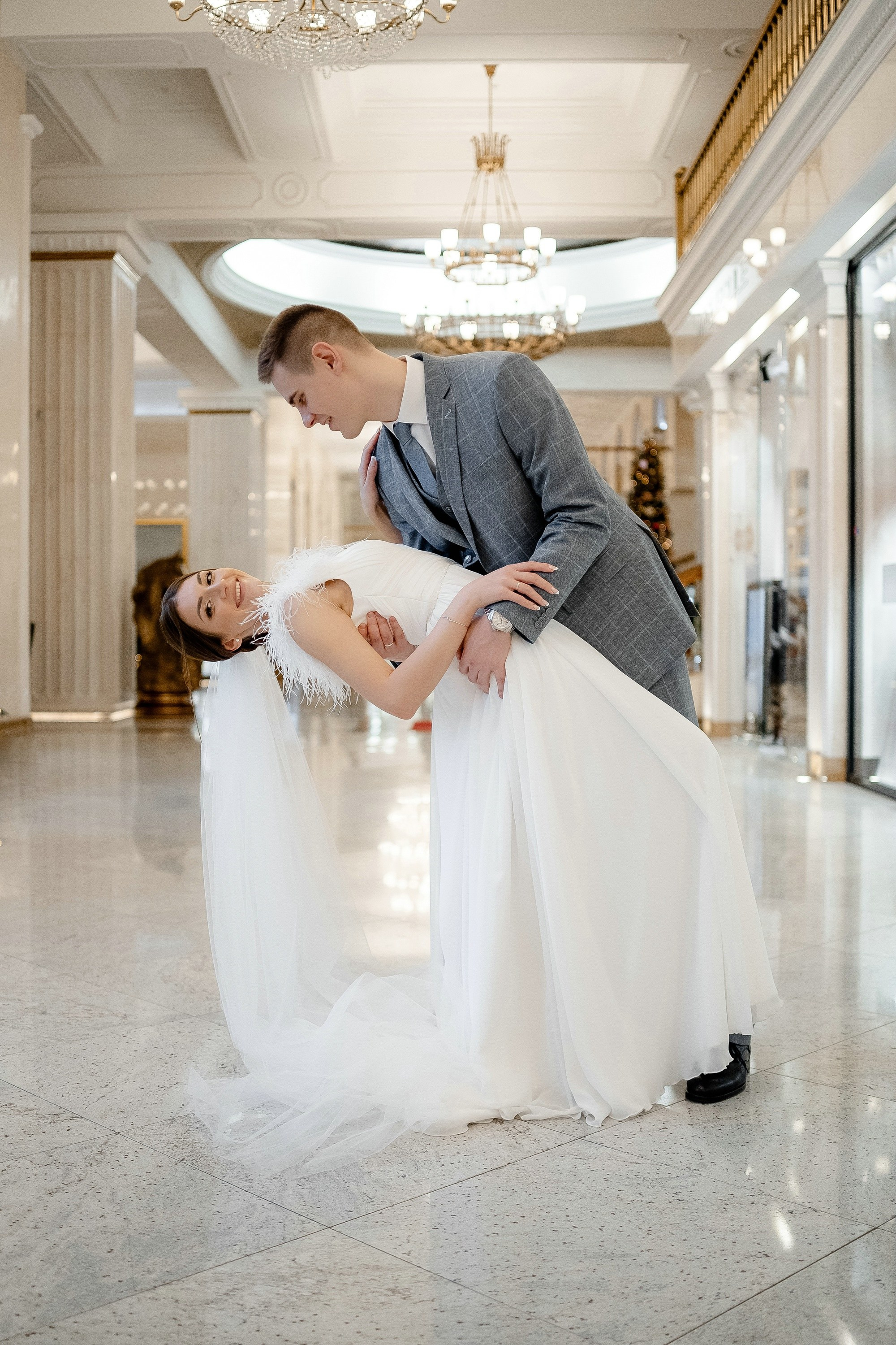 Свадебная фотосессия в Radisson Collection Hotel. Свадебный и семейный фотограф в Москве Светлана Зоткина