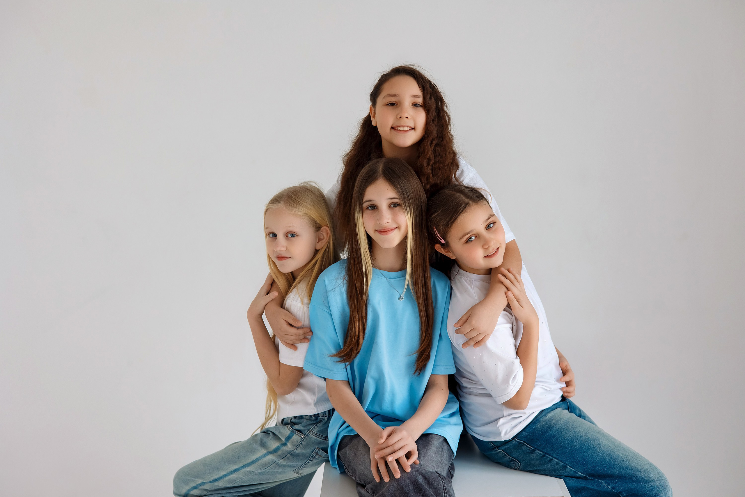 4 класс съемка в фотостудии. Фотограф Любовь Корниенко, Примоский край