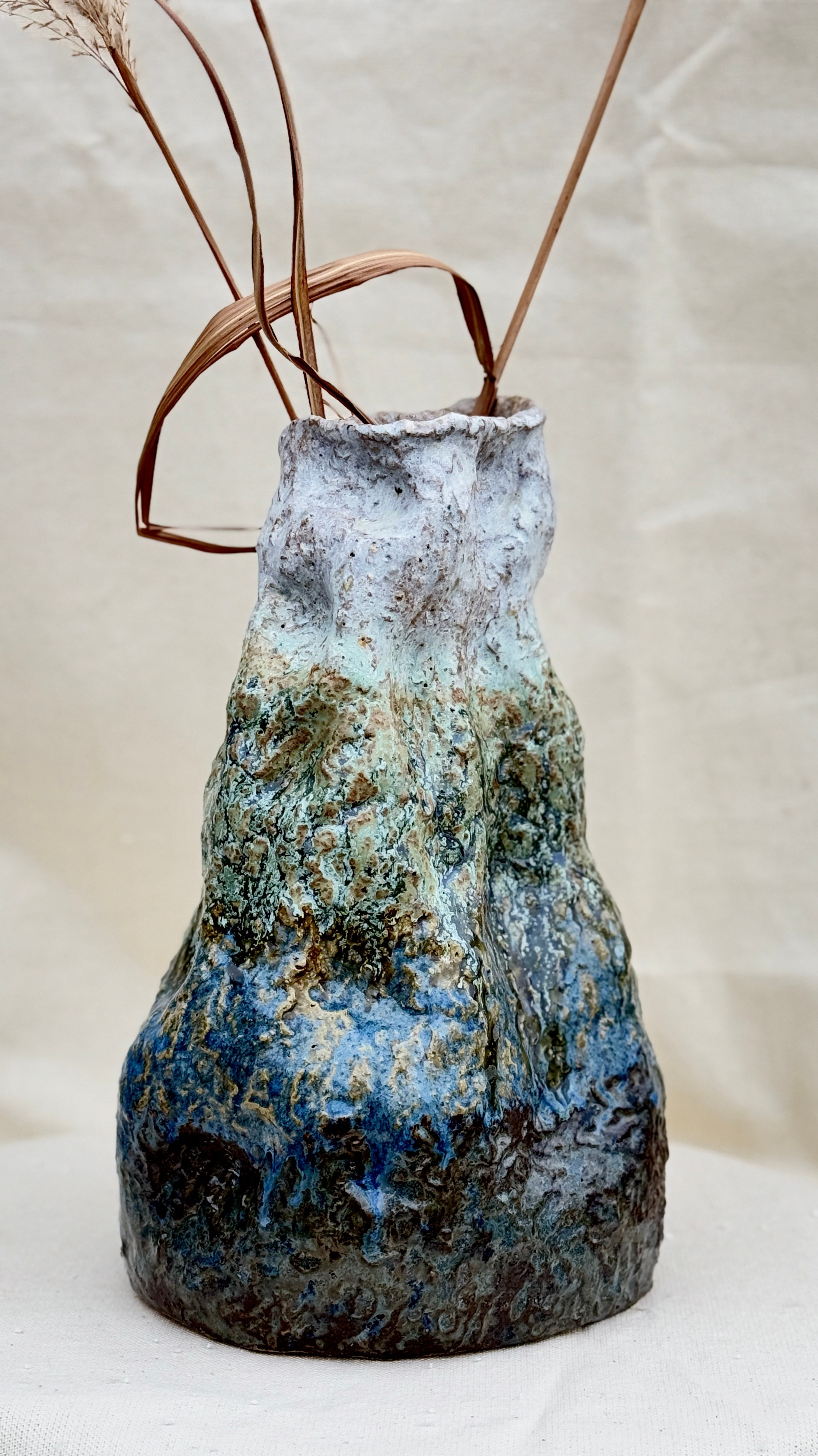 Парные вазы «Послание в бутыле». Арт-керамика Катерины Жизневской