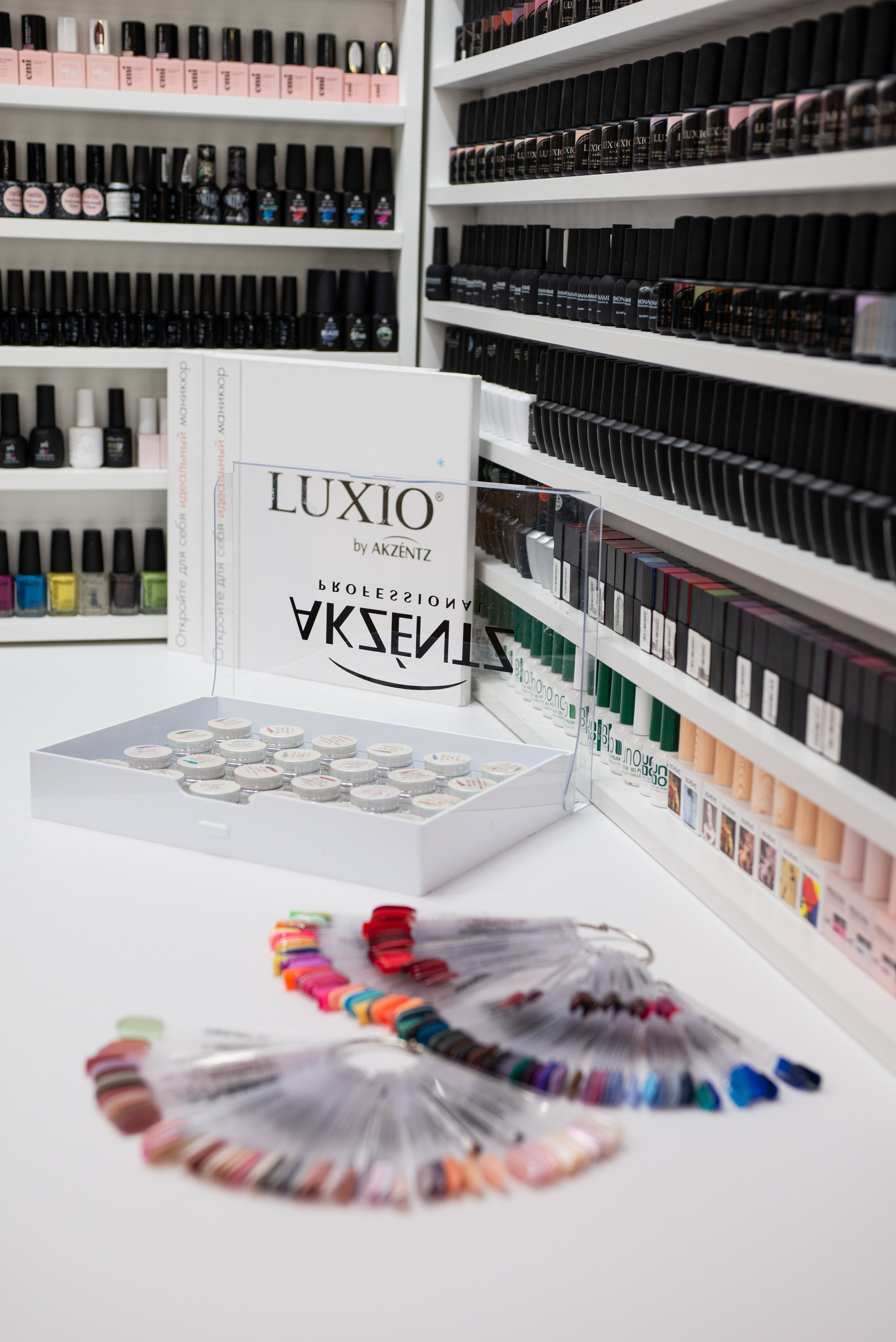 Интерьерная фотосъёмка салонов красоты Force Majeure. Репортажный и персональный фотограф в Москве