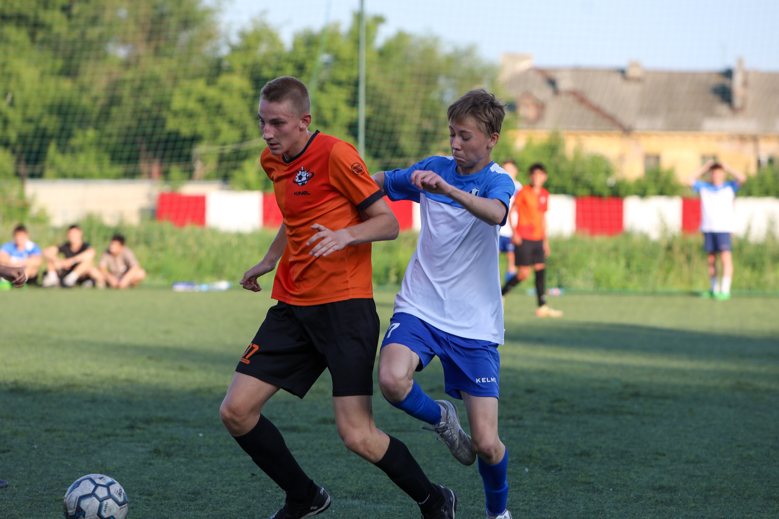 Кинель — Виктория Унион. Чемпионат СФПЛ. Молодежная футбольная лига U-15. Спортивный фотограф в Самаре