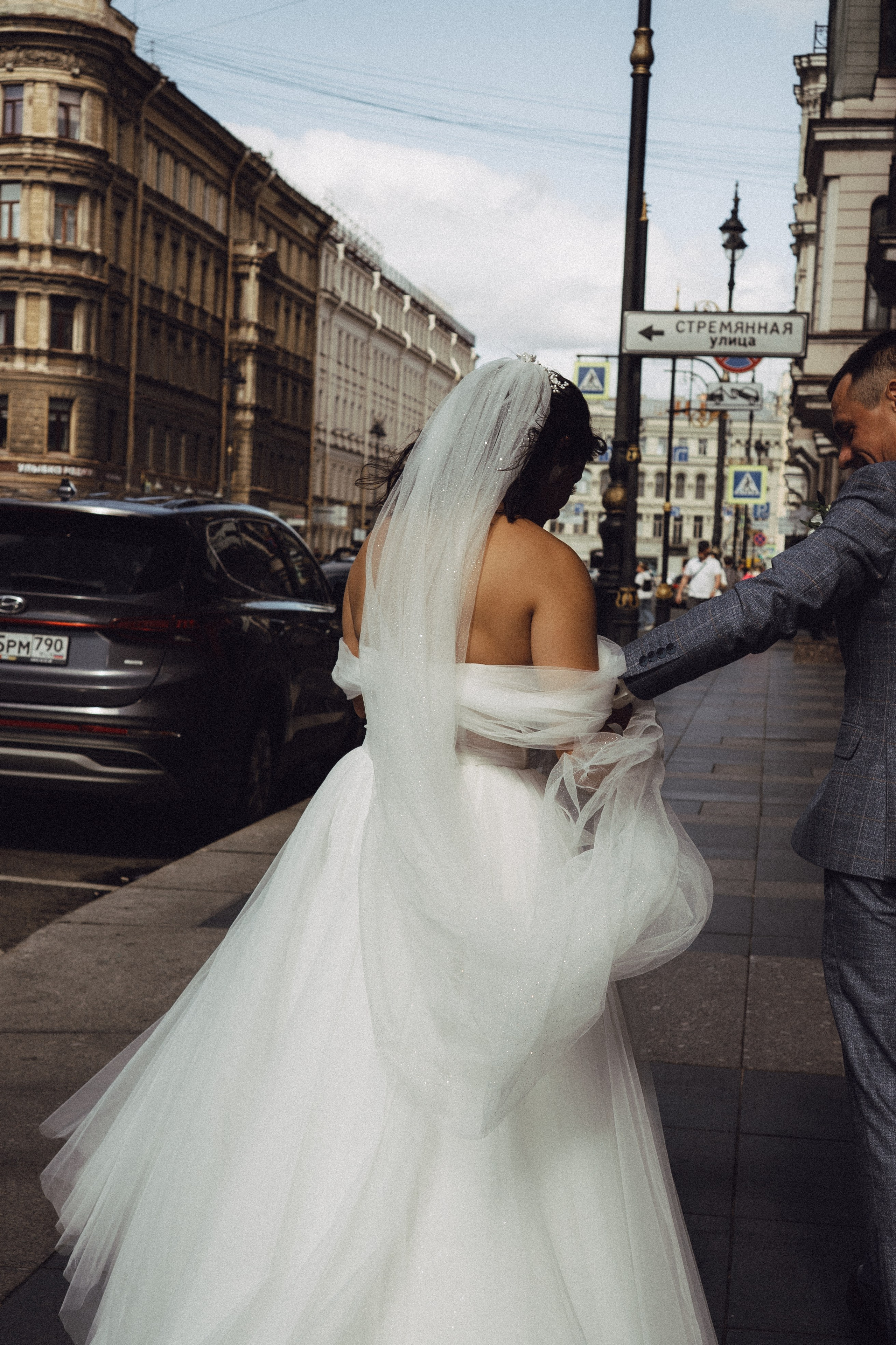 СВАДЕБНАЯ ПРОГУЛКА РЕСТОРАН МЫ ЖЕ НА ТЫ И ФОТОСЕССИИЯ С АВТОМОБИЛЕМ. Профессиональный фотограф, Санкт-Петербург — Виктория Богомолова