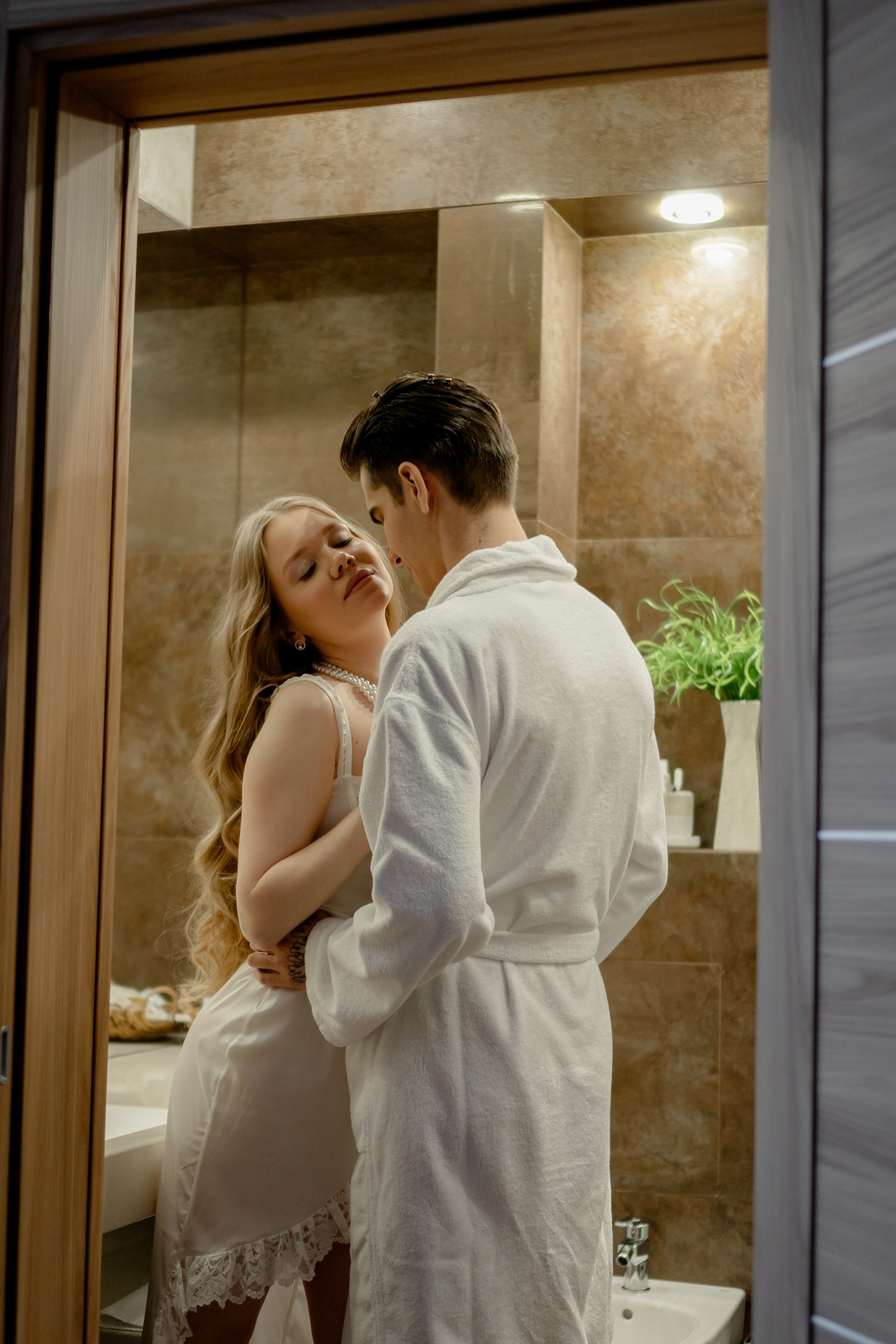 СБОРЫ ПЕРЕД СВАДЕБНЫМ ДНЕМ (СНЯТО В СИБИРЕ В НИЖНЕВАРТОВСКЕ). Профессиональный фотограф, Санкт-Петербург — Виктория Богомолова