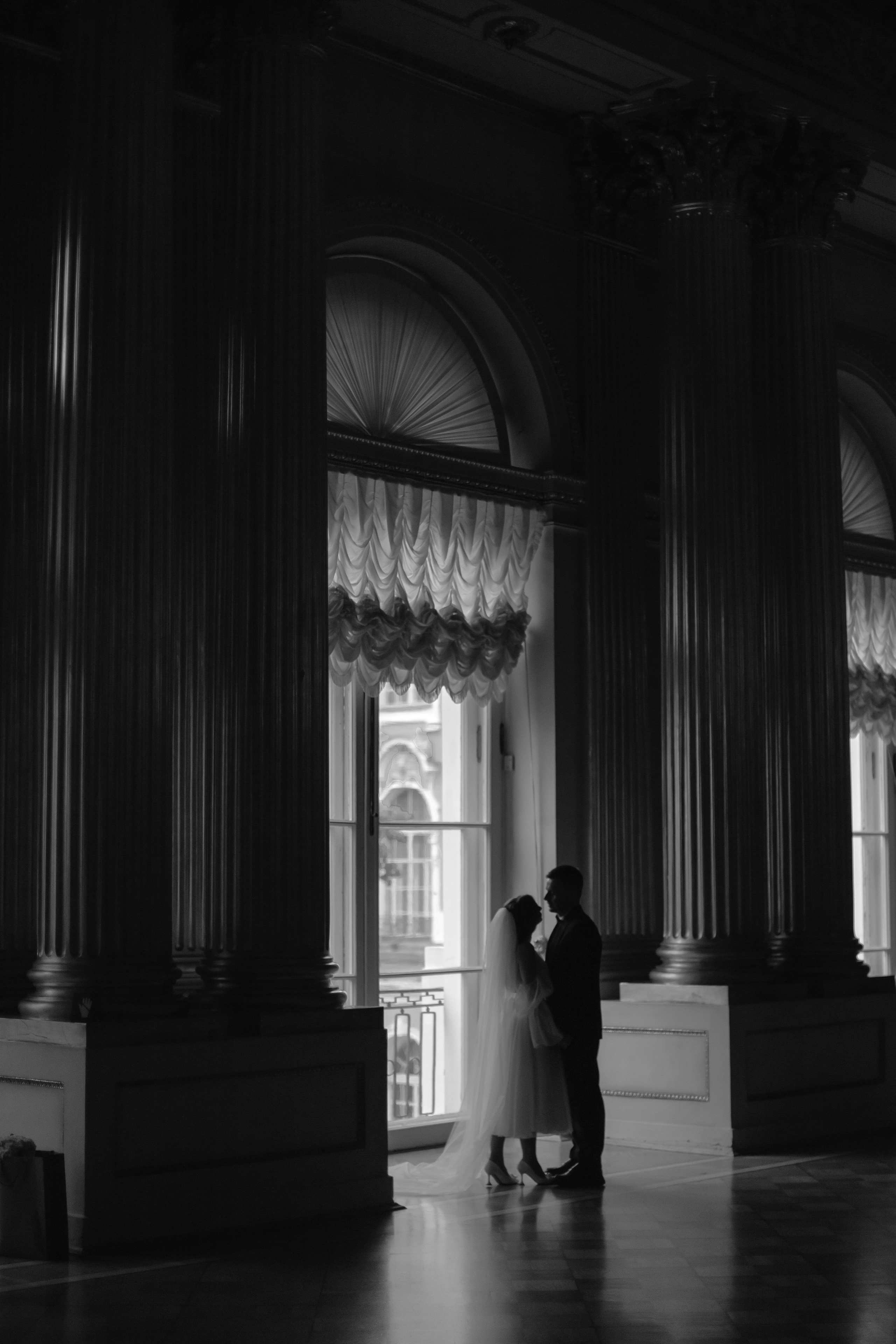 Дождь, жара и Эрмитаж. Свадебный и семейный фотограф Арина Кулёва