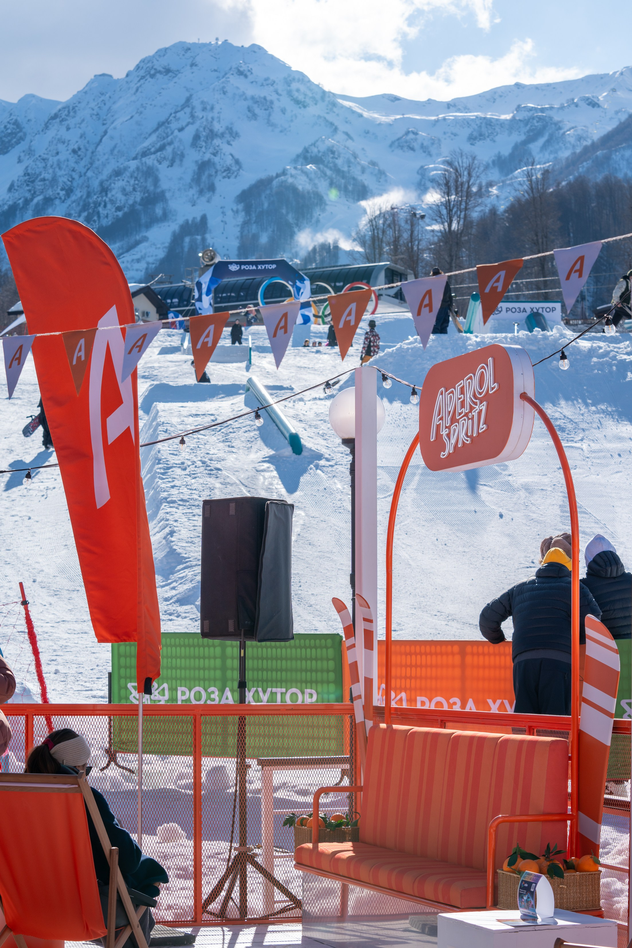Фотоотчет партнерской интеграции Aperol Spritz на Роза Фест 2025. Репортажный фотограф в Красной Поляне и Сочи Павлюченко Екатерина